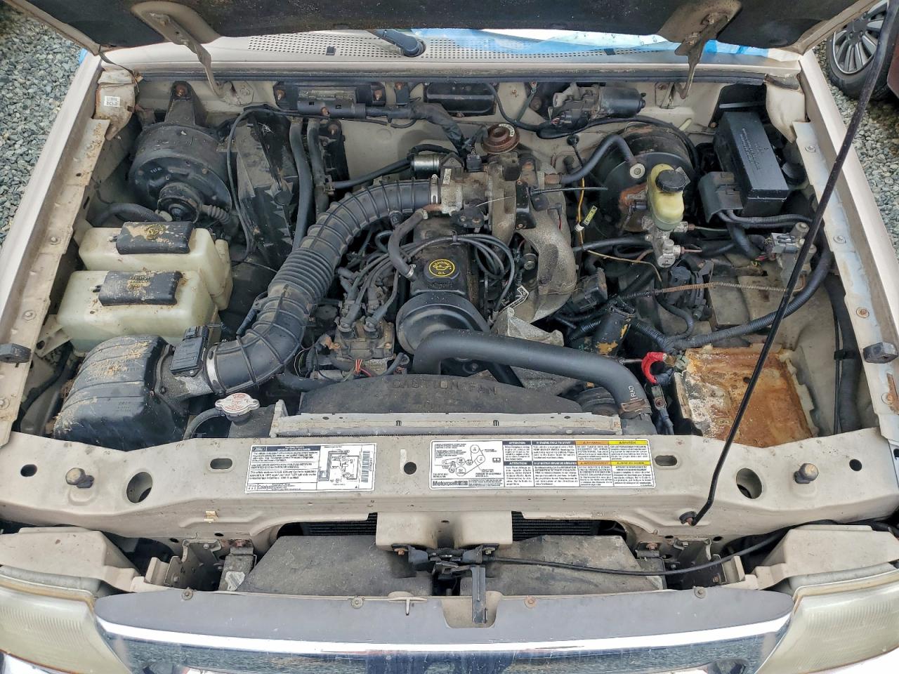 1998 Ford Ranger Super Cab Gold vin: 1FTYR14C4WTA78226