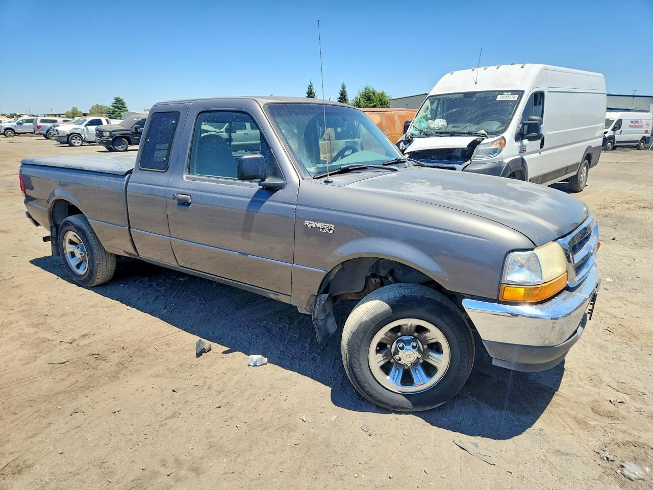 2000 Ford Ranger Super Cab Gray vin: 1FTYR14C4YPB55284