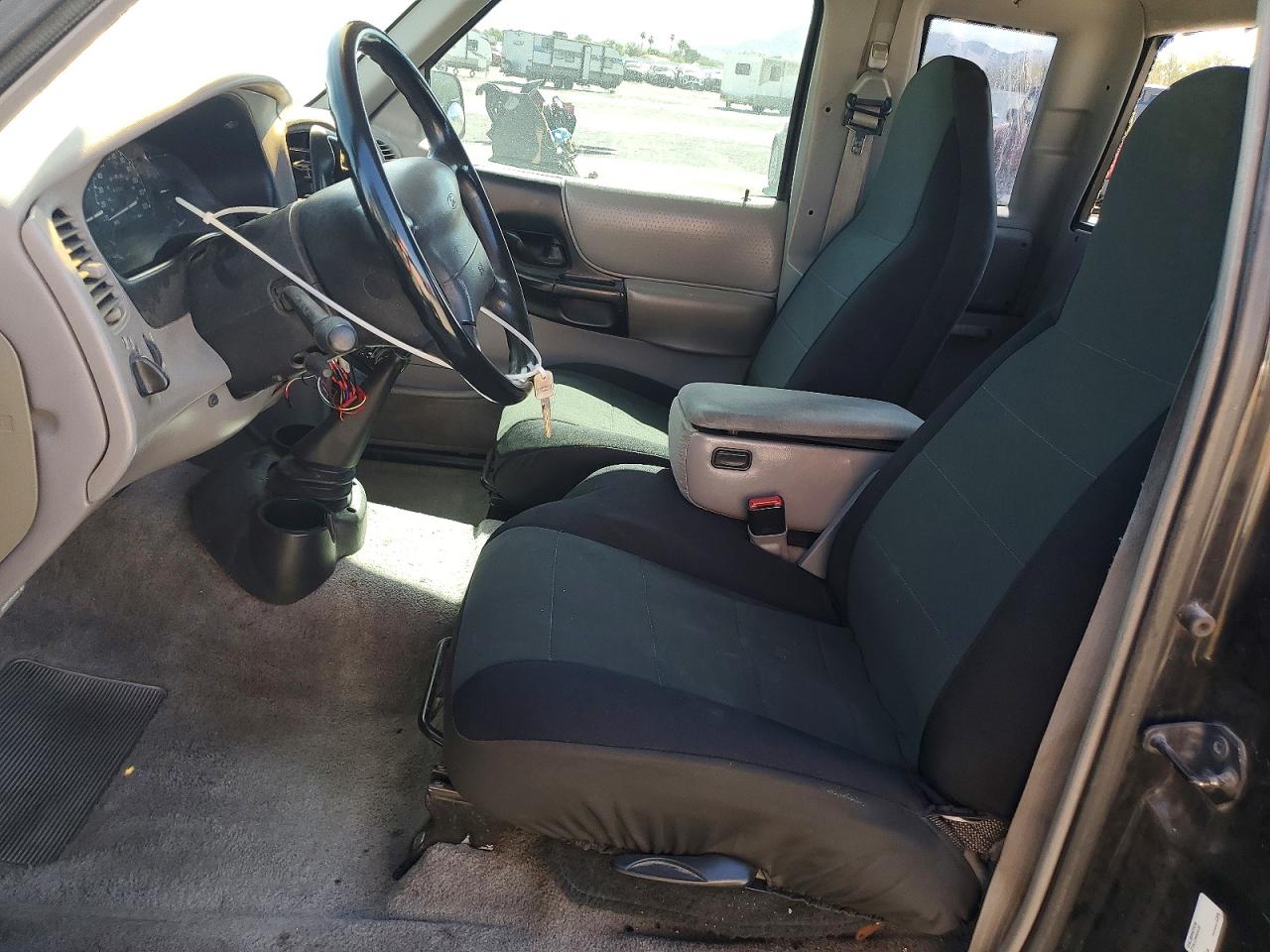 1998 Ford Ranger Super Cab Черный vin: 1FTYR14C5WPA28587