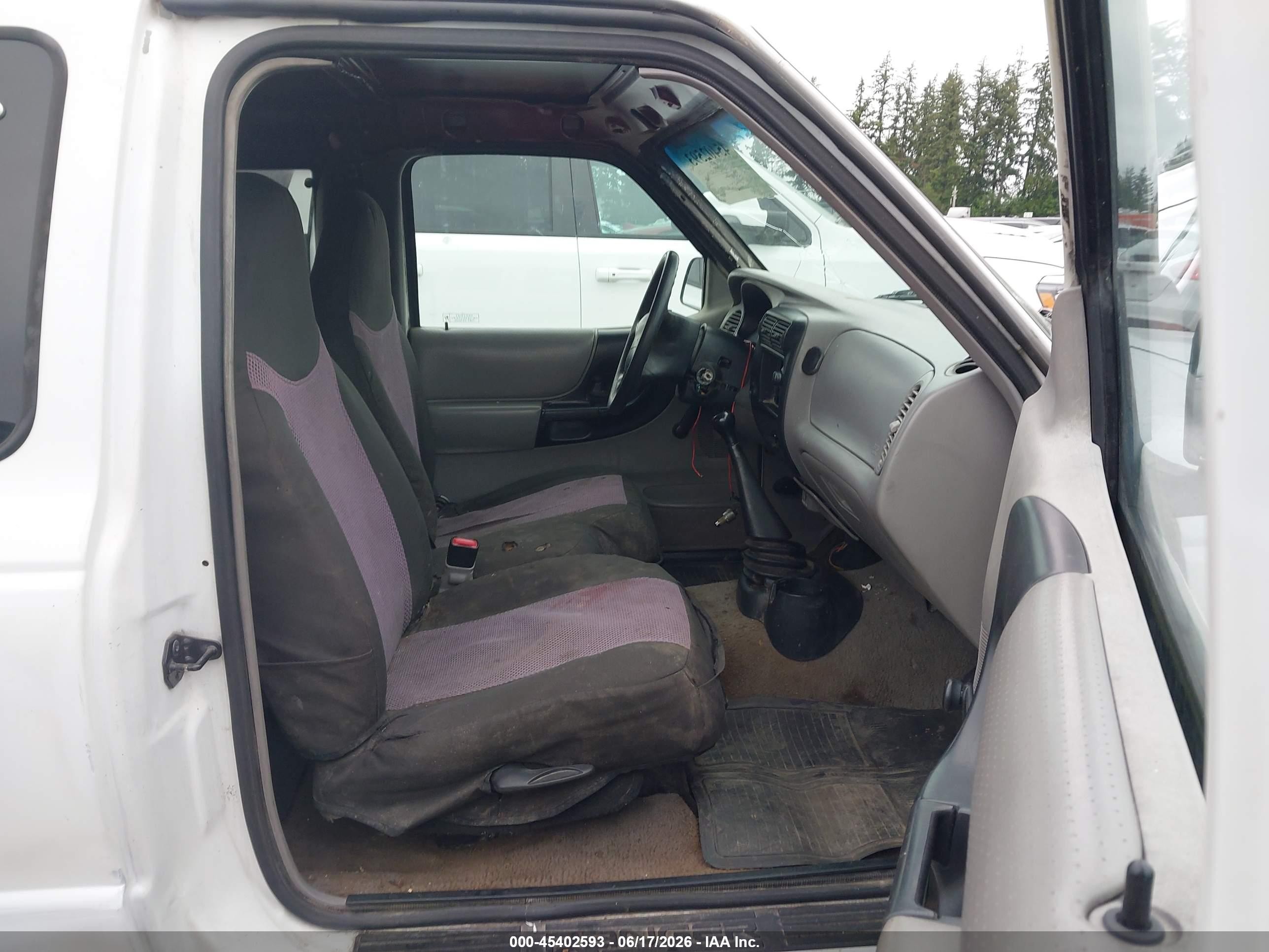 1998 Ford Ranger Xl/xlt White vin: 1FTYR14C6WPA76986