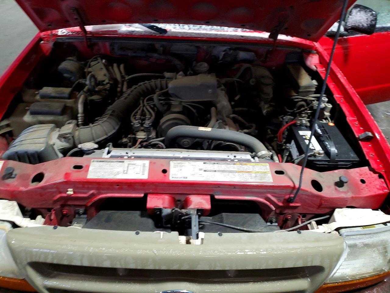 1998 Ford Ranger Super Cab Red vin: 1FTYR14C7WPA15727