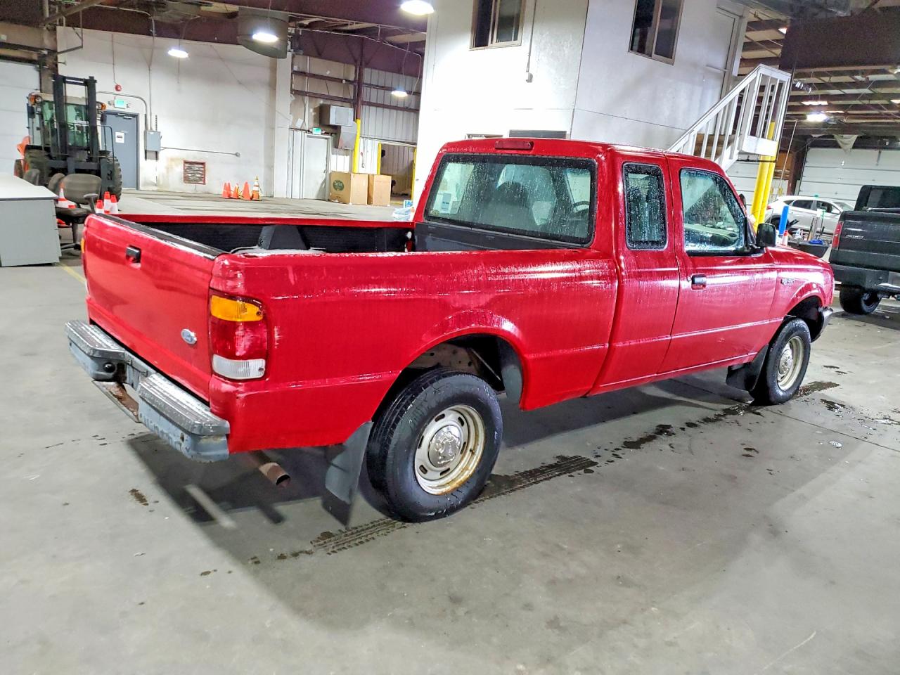 1998 Ford Ranger Super Cab Red vin: 1FTYR14C7WPA15727