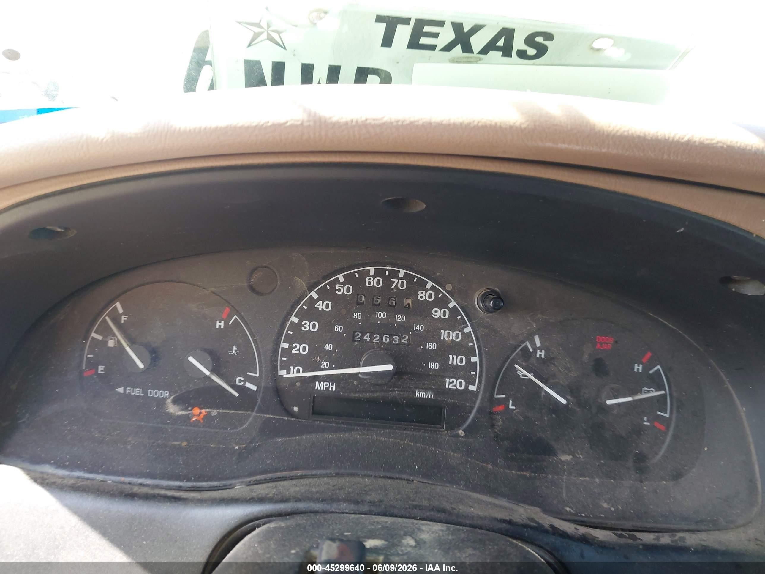 1998 Ford Ranger Xl/xlt Gold vin: 1FTYR14CXWPA82175