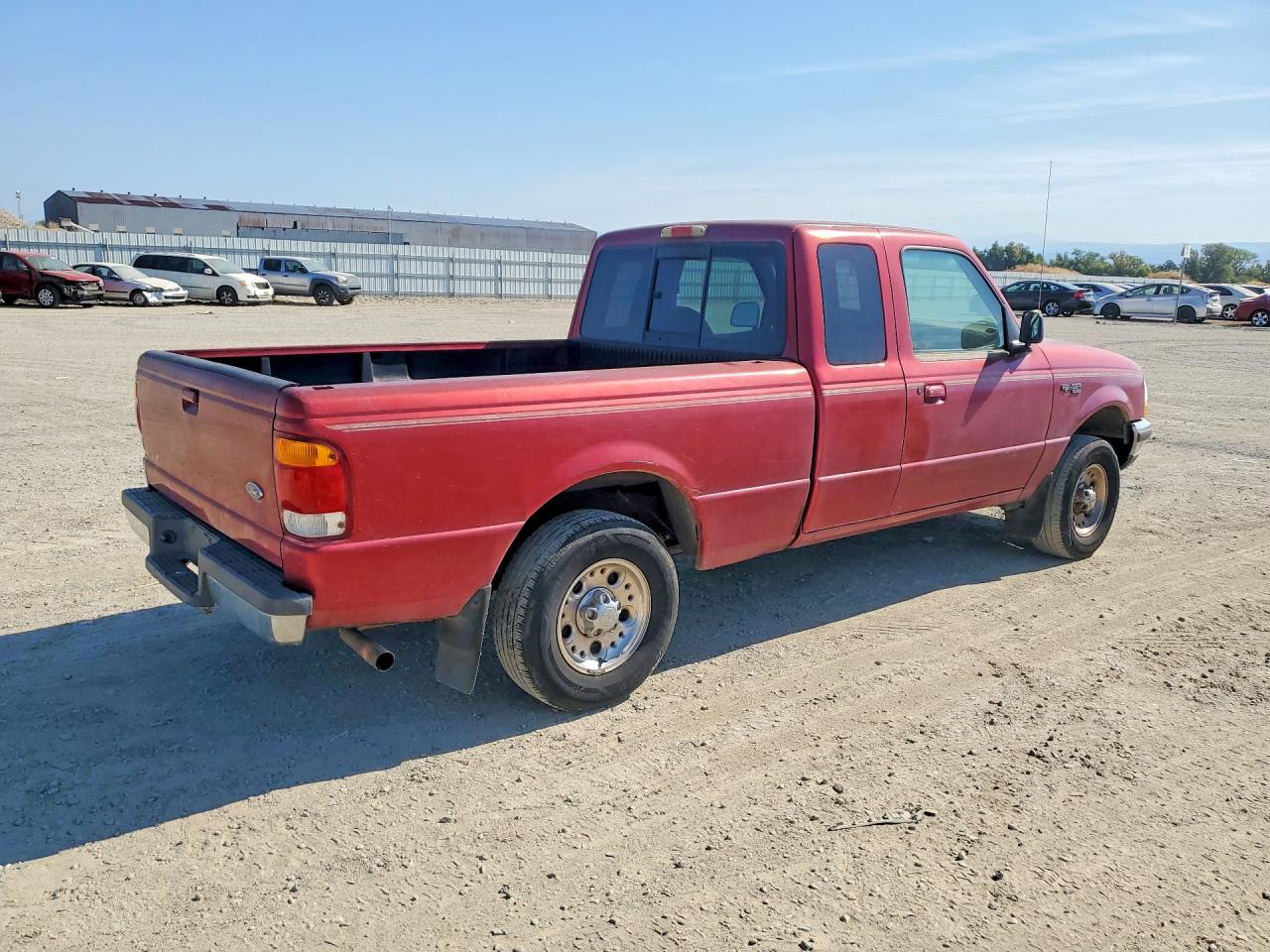 1998 Ford Ranger Super Cab Red vin: 1FTYR14CXWPB36817