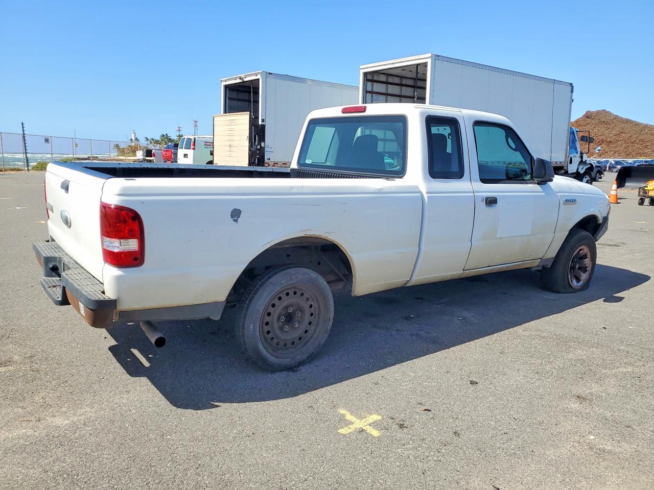 2008 Ford Ranger Super Cab White vin: 1FTYR14D28PA06798