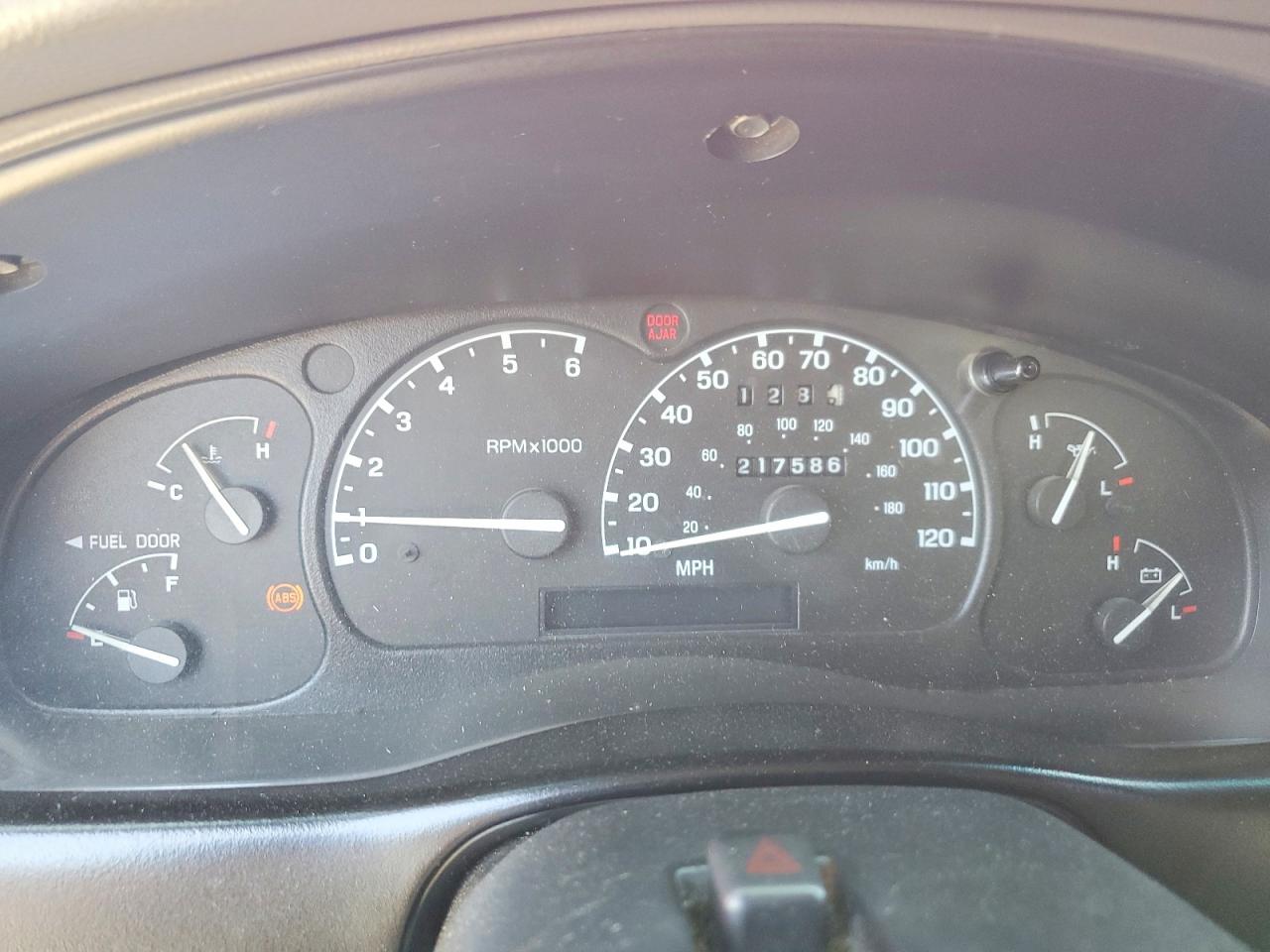 2001 Ford Ranger Super Cab Red vin: 1FTYR14D31PB74813