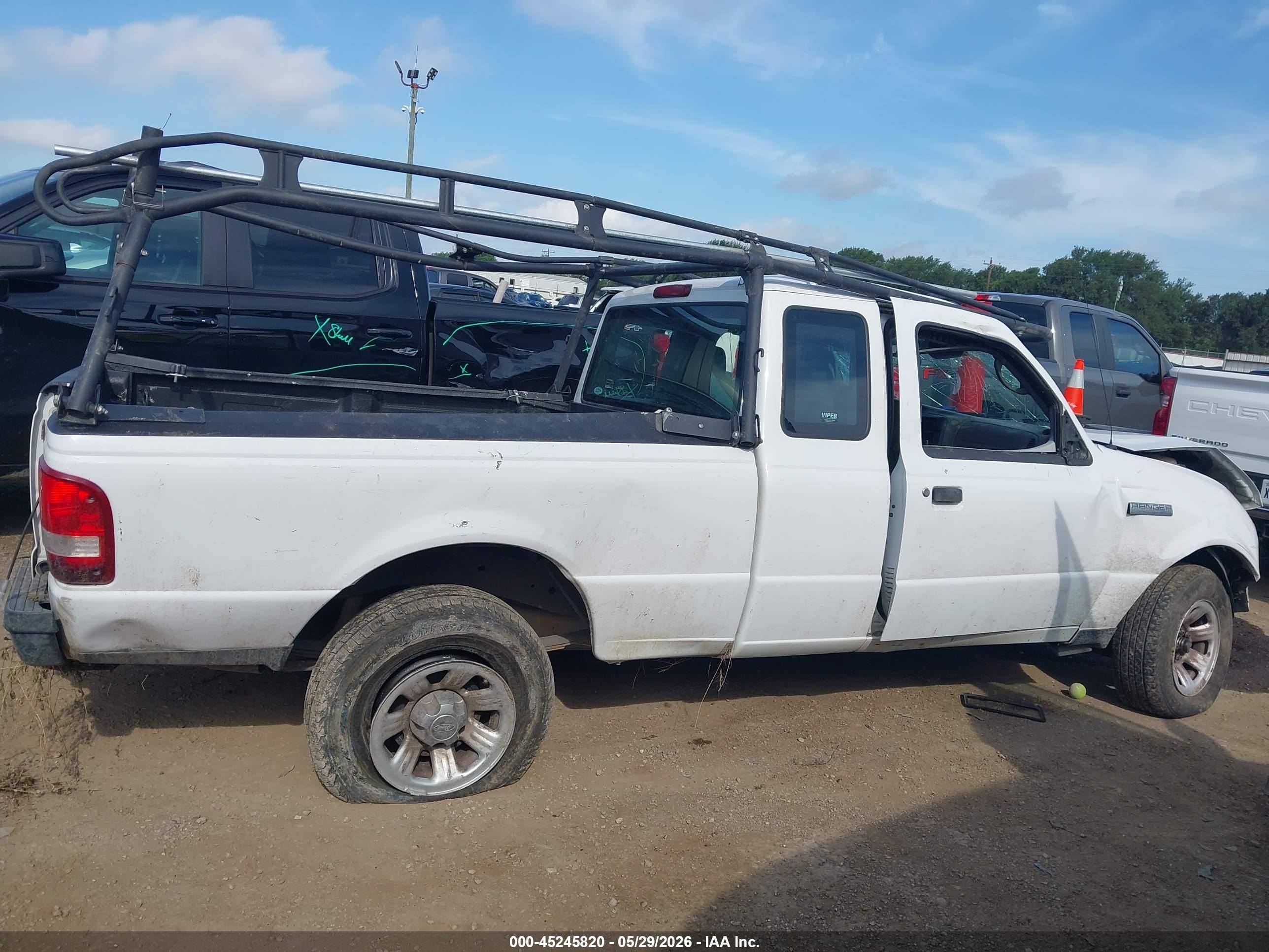 2009 Ford Ranger Xl/xlt White vin: 1FTYR14D79PA28622