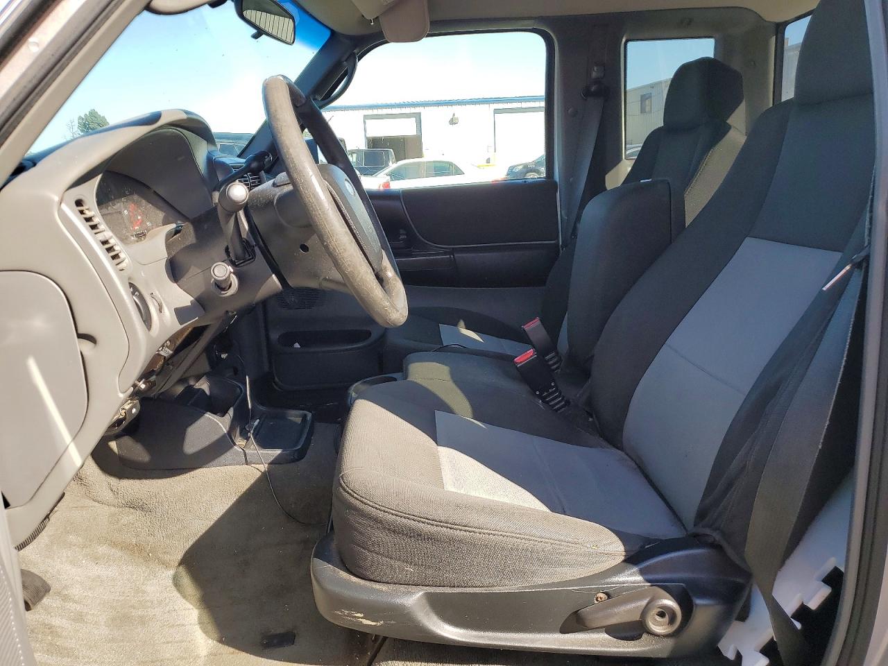 2008 Ford Ranger Super Cab Silver vin: 1FTYR14D98PA89131