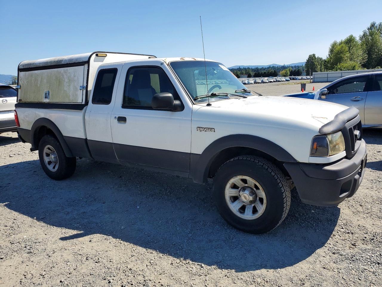 2005 Ford Ranger Super Cab White vin: 1FTYR14E05PA99759