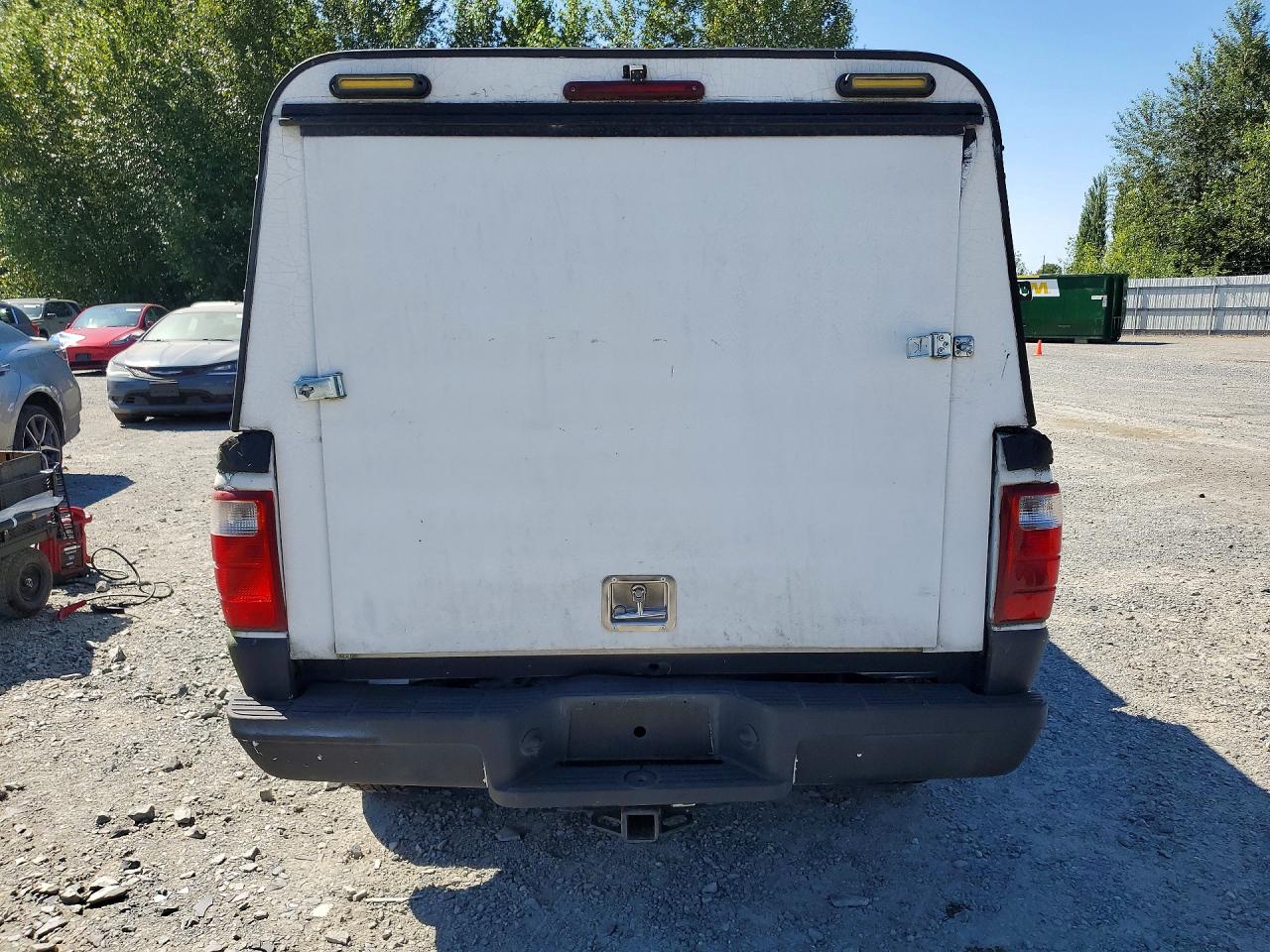 2005 Ford Ranger Super Cab White vin: 1FTYR14E05PA99759
