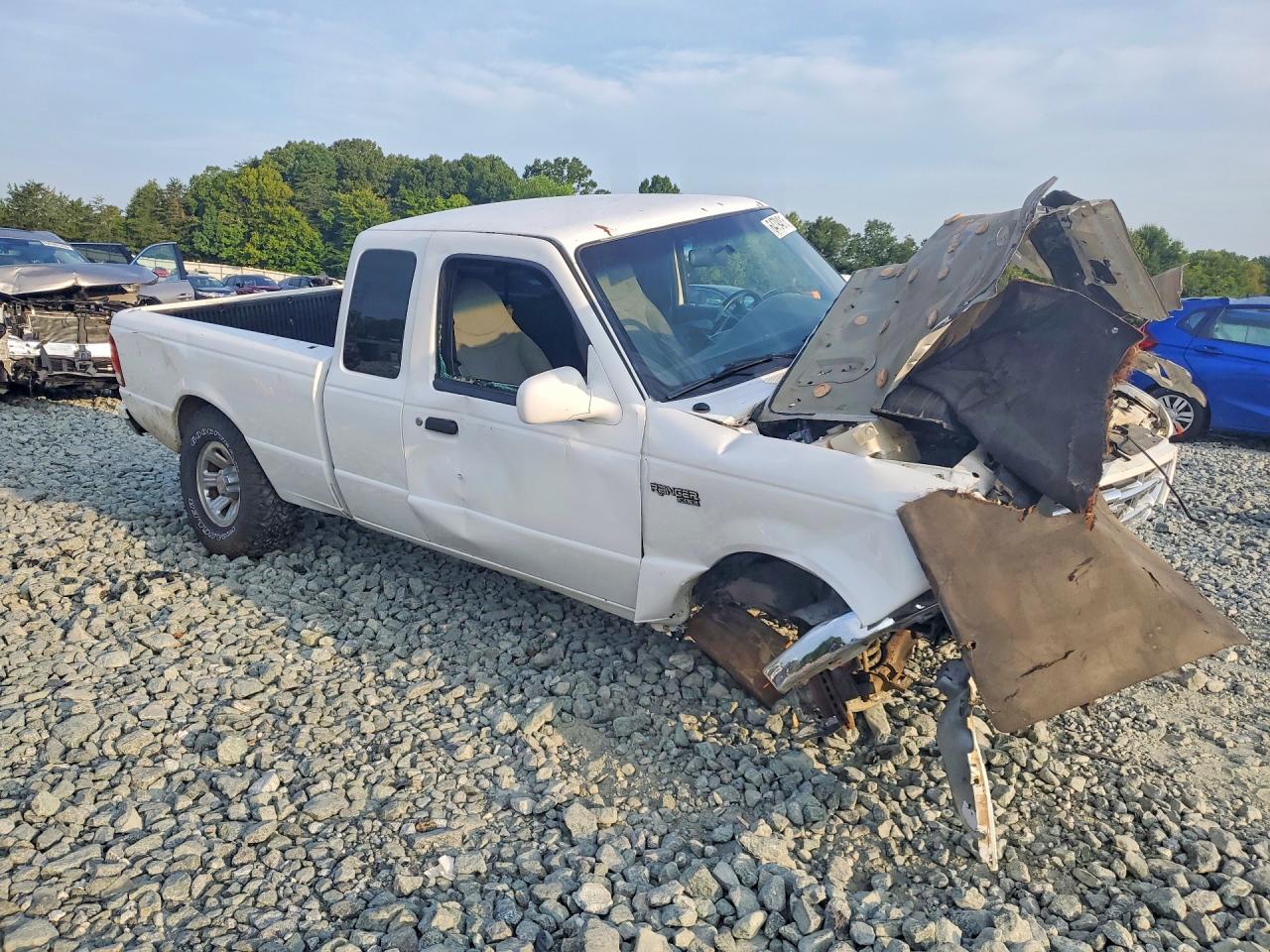 2001 Ford Ranger Super Cab White vin: 1FTYR14E11PA26832