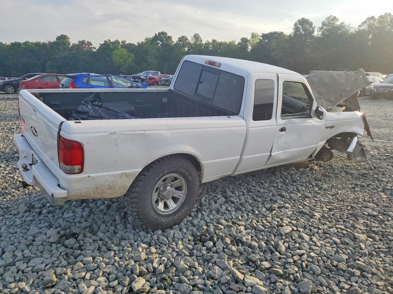 2001 Ford Ranger Super Cab White vin: 1FTYR14E11PA26832