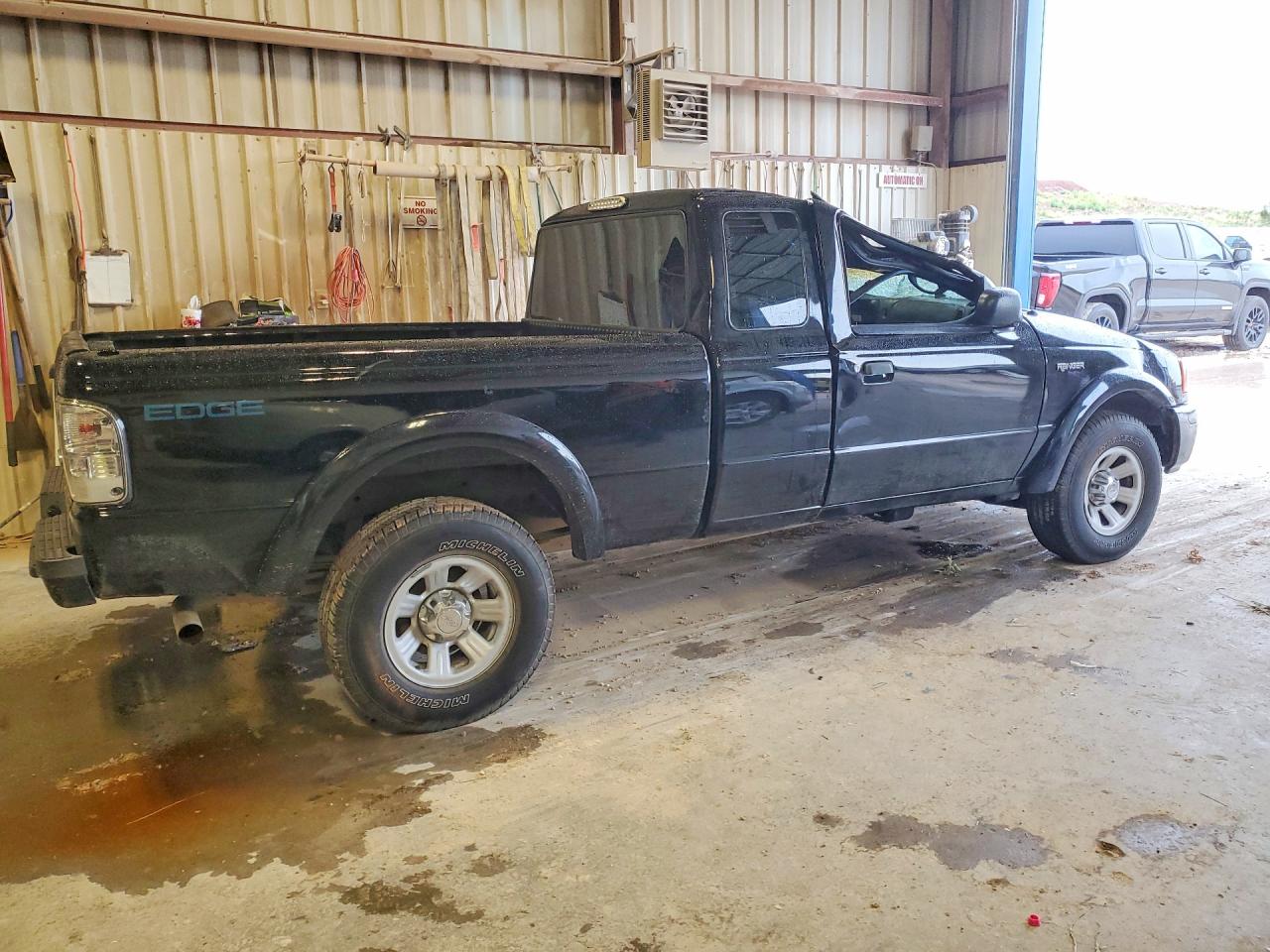 2004 Ford Ranger Super Cab Black vin: 1FTYR14E24PA72609