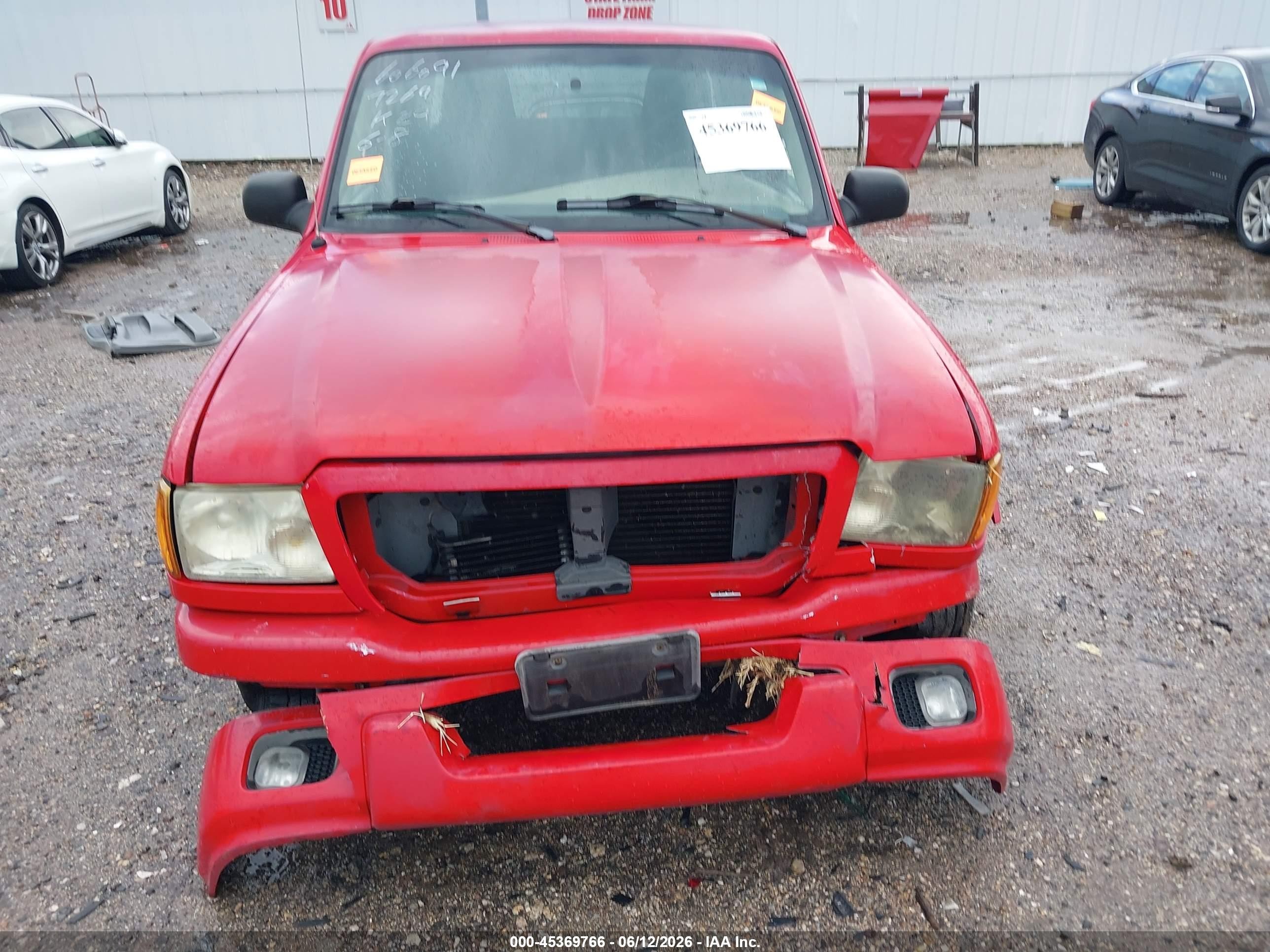 2004 Ford Ranger Edge Red vin: 1FTYR14E24PB57269