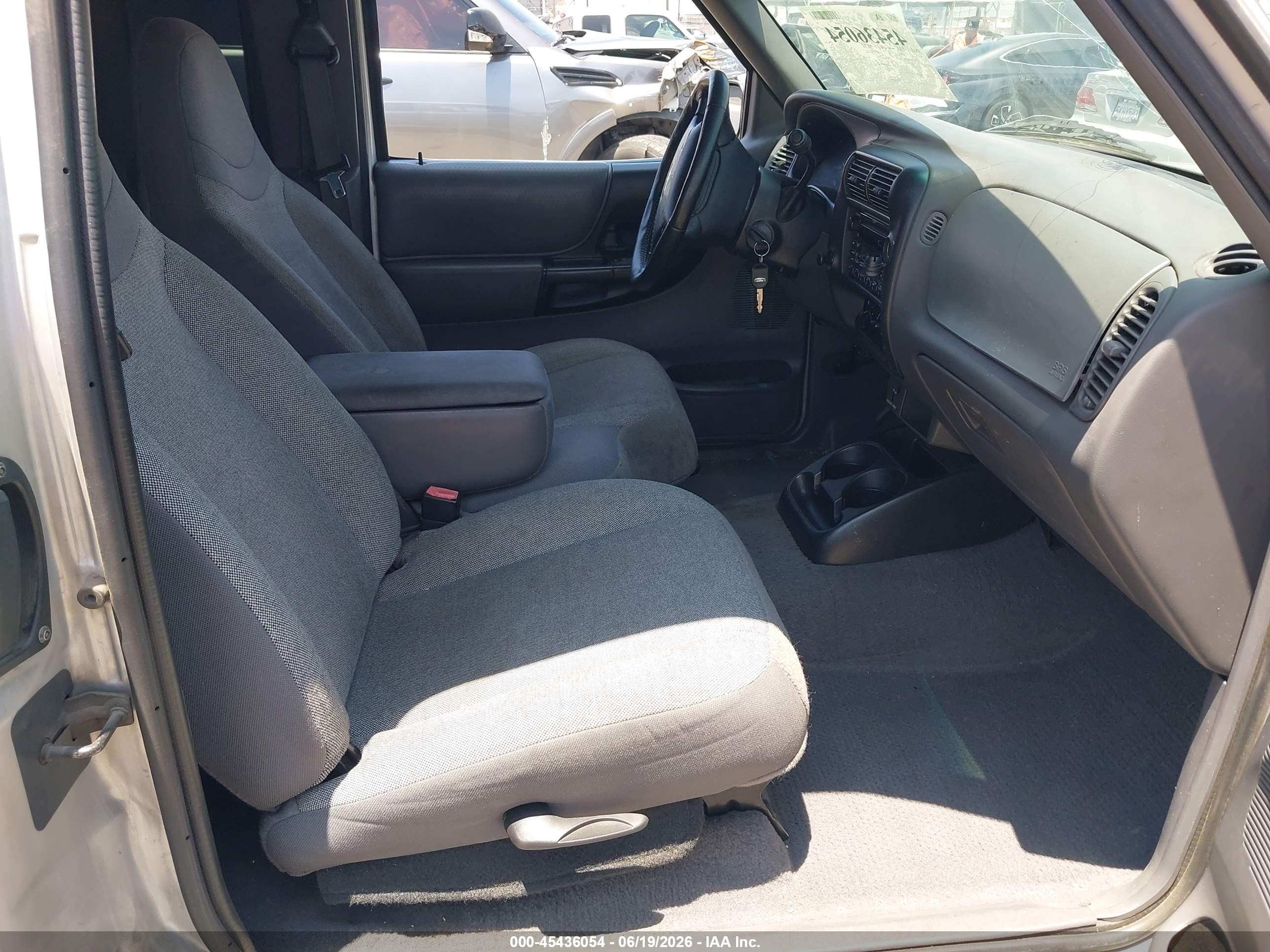 2001 Ford Ranger Edge/xlt Silver vin: 1FTYR14E41PA63356