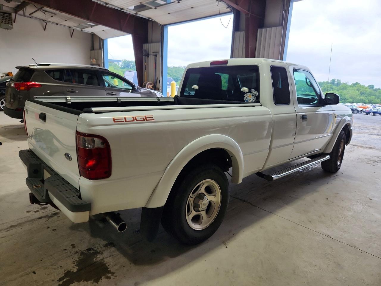 2004 Ford Ranger Super Cab Белый vin: 1FTYR14E44PB01785