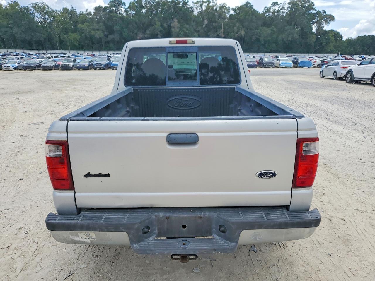 2001 Ford Ranger Super Cab Серебряный vin: 1FTYR14E71TA53959