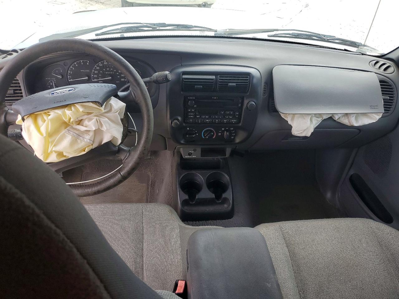 2001 Ford Ranger Super Cab Серебряный vin: 1FTYR14E71TA53959