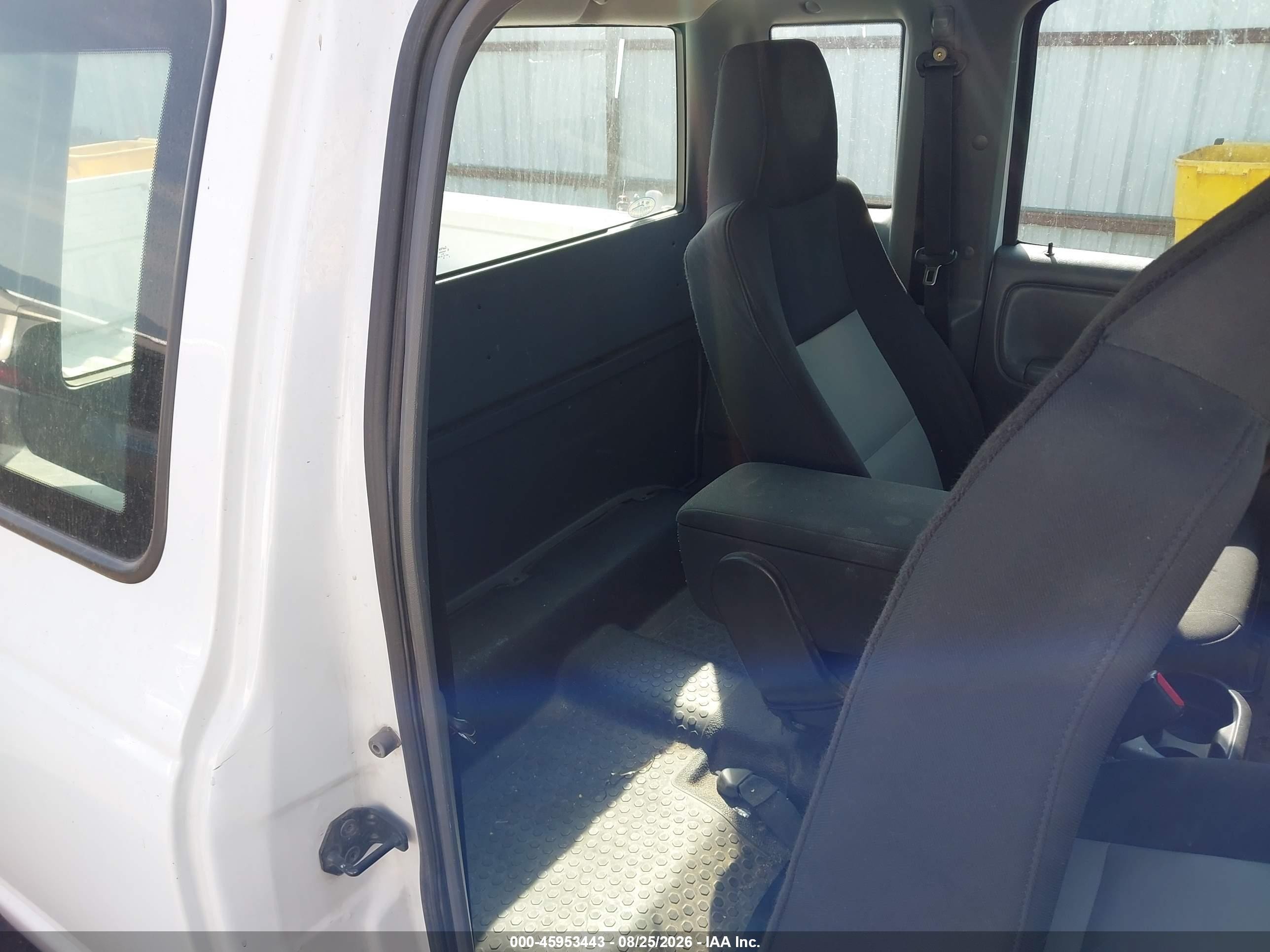 2004 Ford Ranger Edge White vin: 1FTYR14E94PA80643