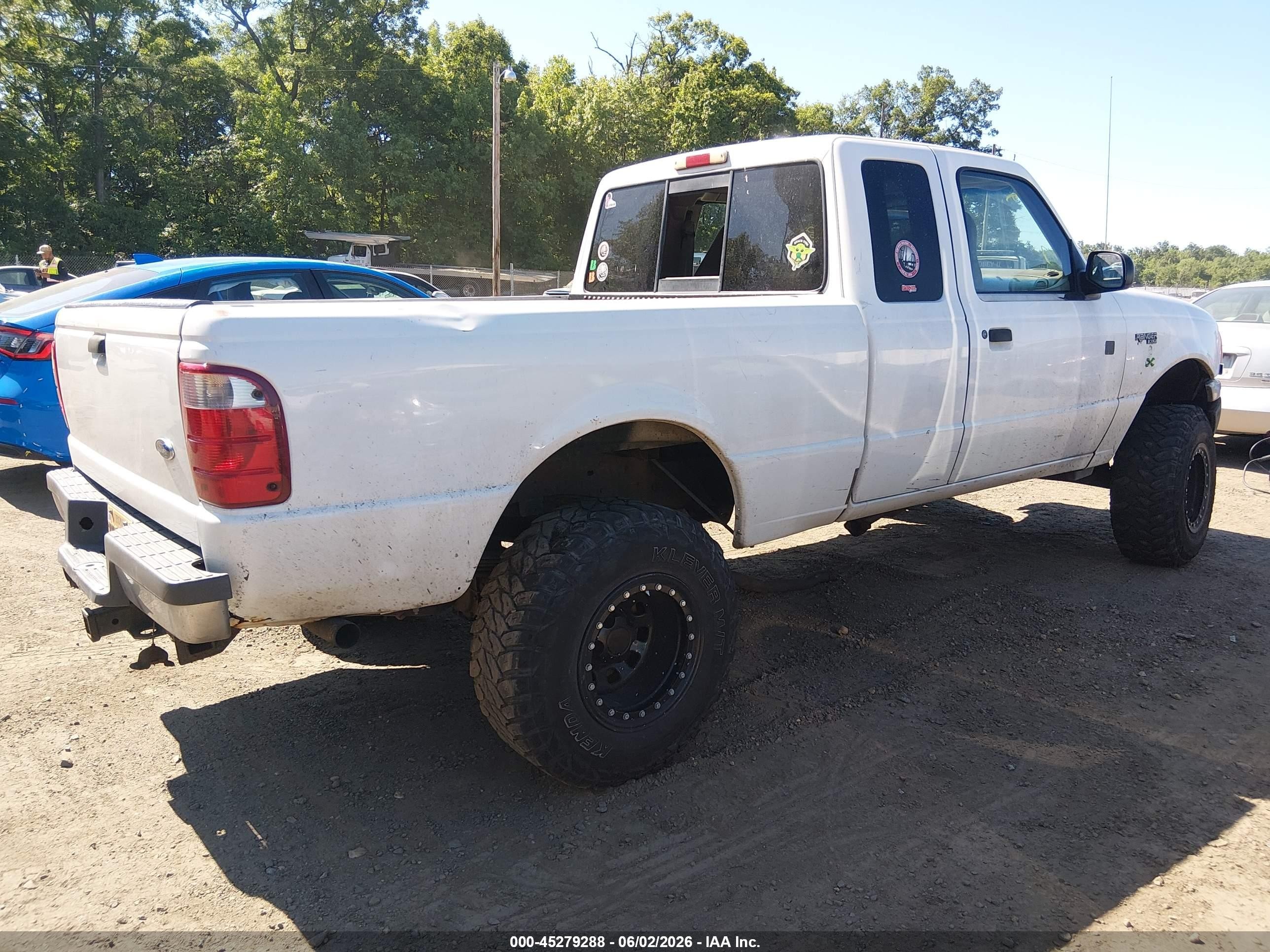 2001 Ford Ranger Edge/xlt White vin: 1FTYR14EX1TA33740