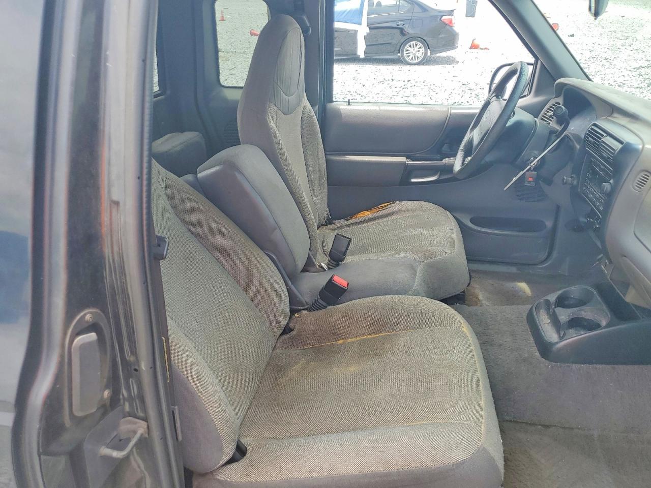 2001 Ford Ranger Super Cab Black vin: 1FTYR14U01PA86933