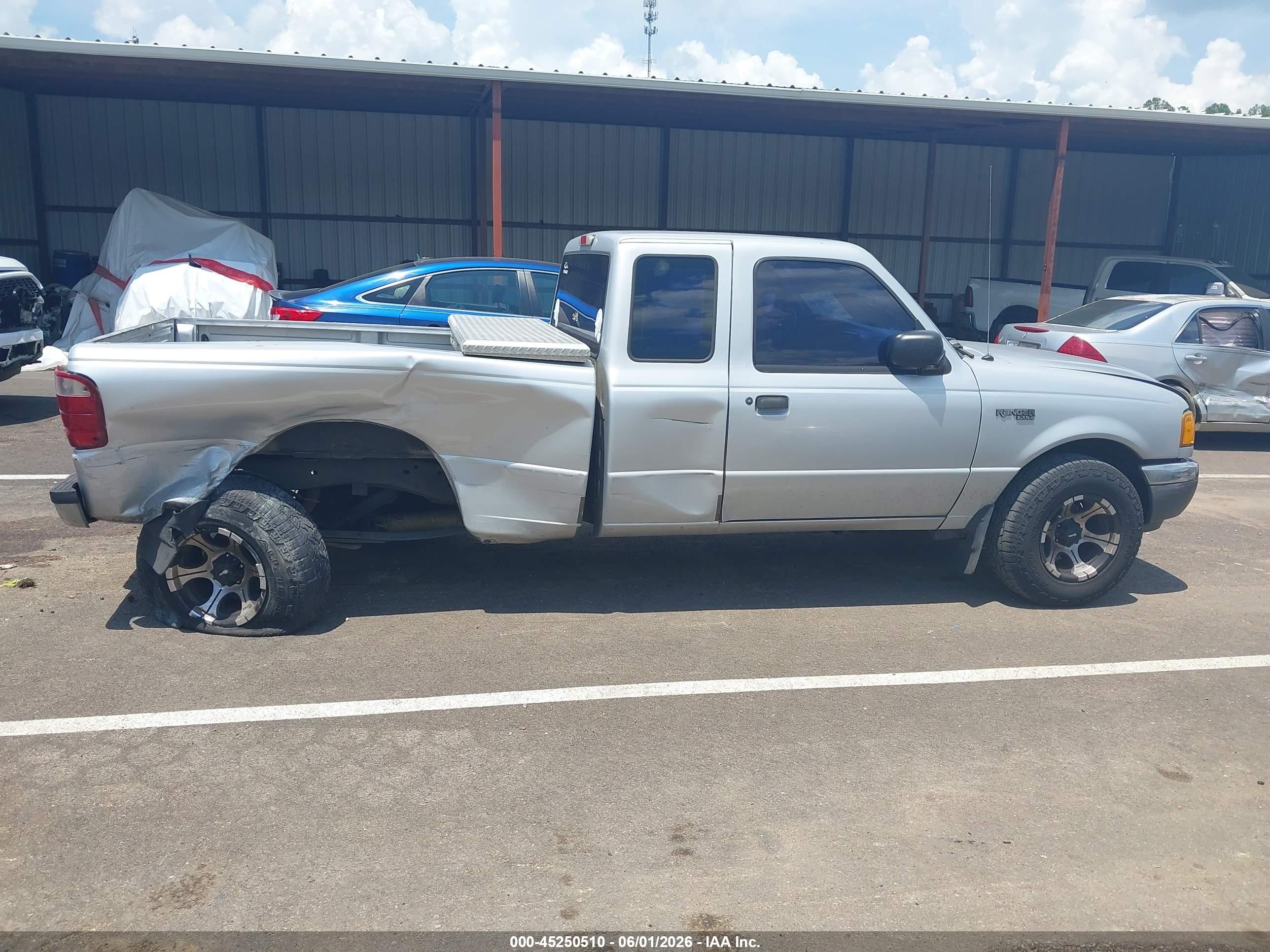 2002 Ford Ranger Edge/tremor/xl/xlt Серебряный vin: 1FTYR14U02TA52094