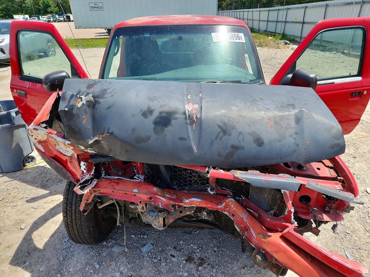 2004 Ford Ranger Red vin: 1FTYR14U04PA22802
