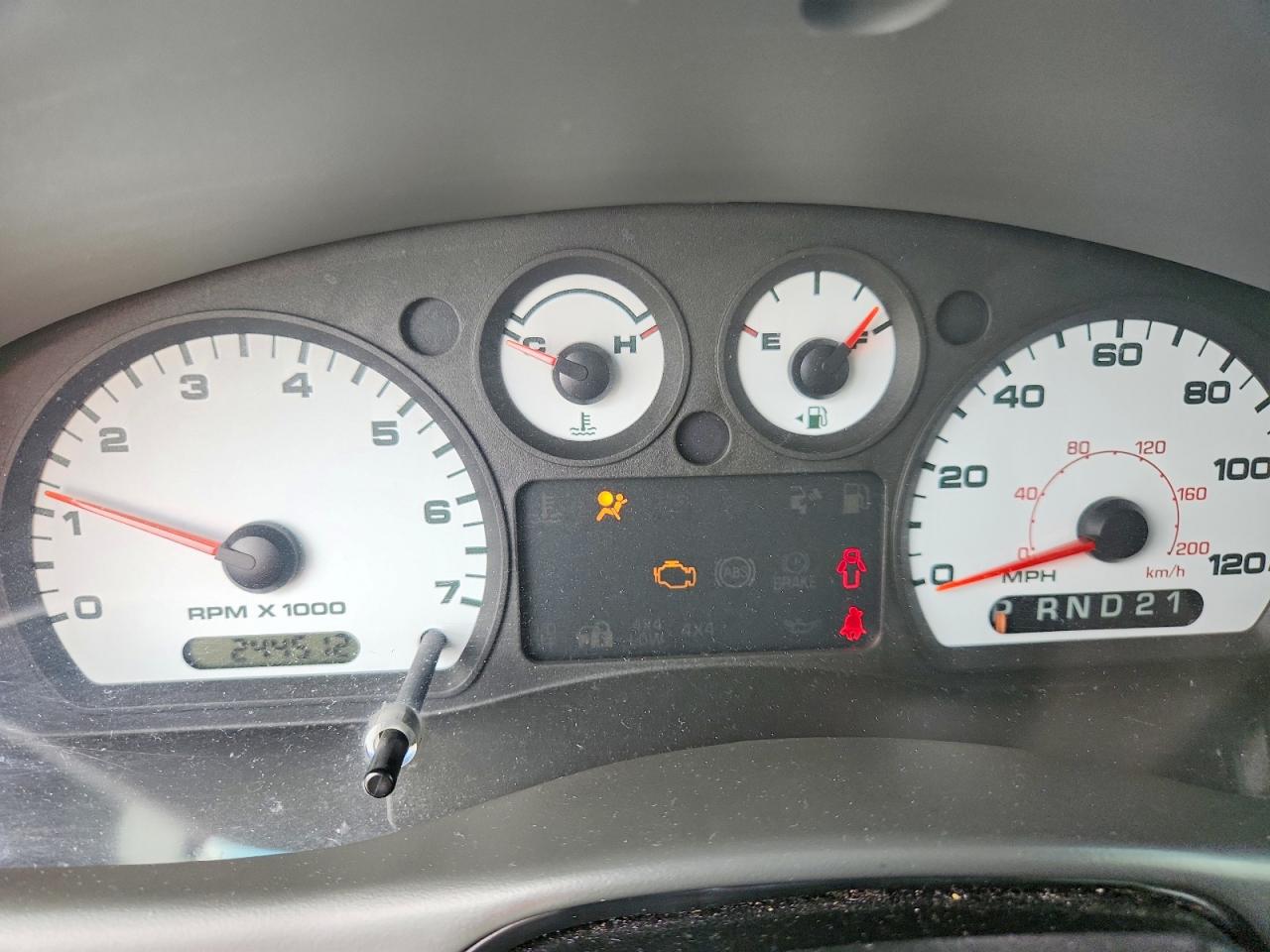 2004 Ford Ranger Super Cab Red vin: 1FTYR14U04PB08840