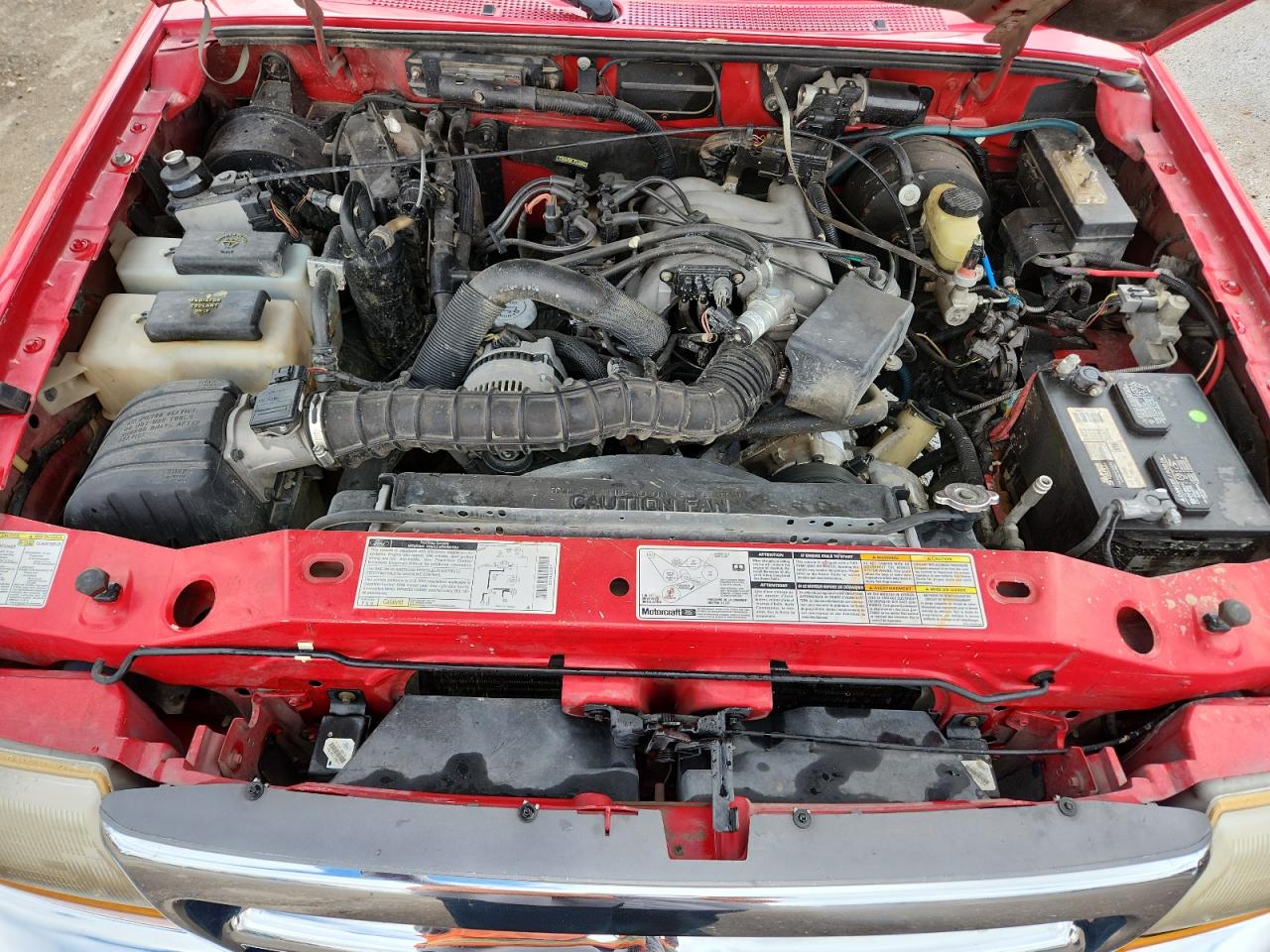 1998 Ford Ranger Super Cab Red vin: 1FTYR14U0WPA47296