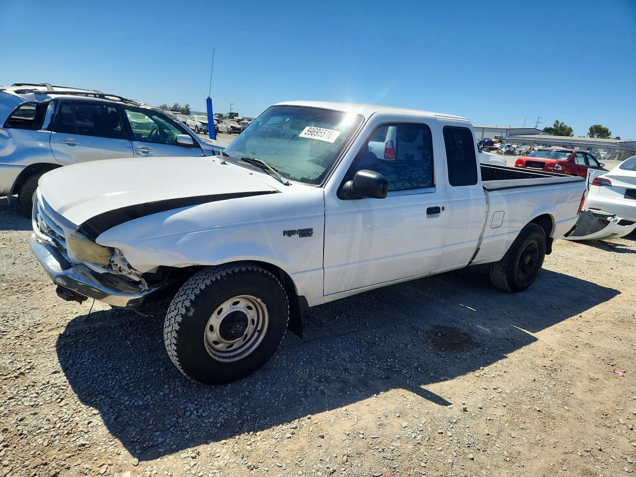 2002 Ford Ranger Super Cab White vin: 1FTYR14U12PA45650