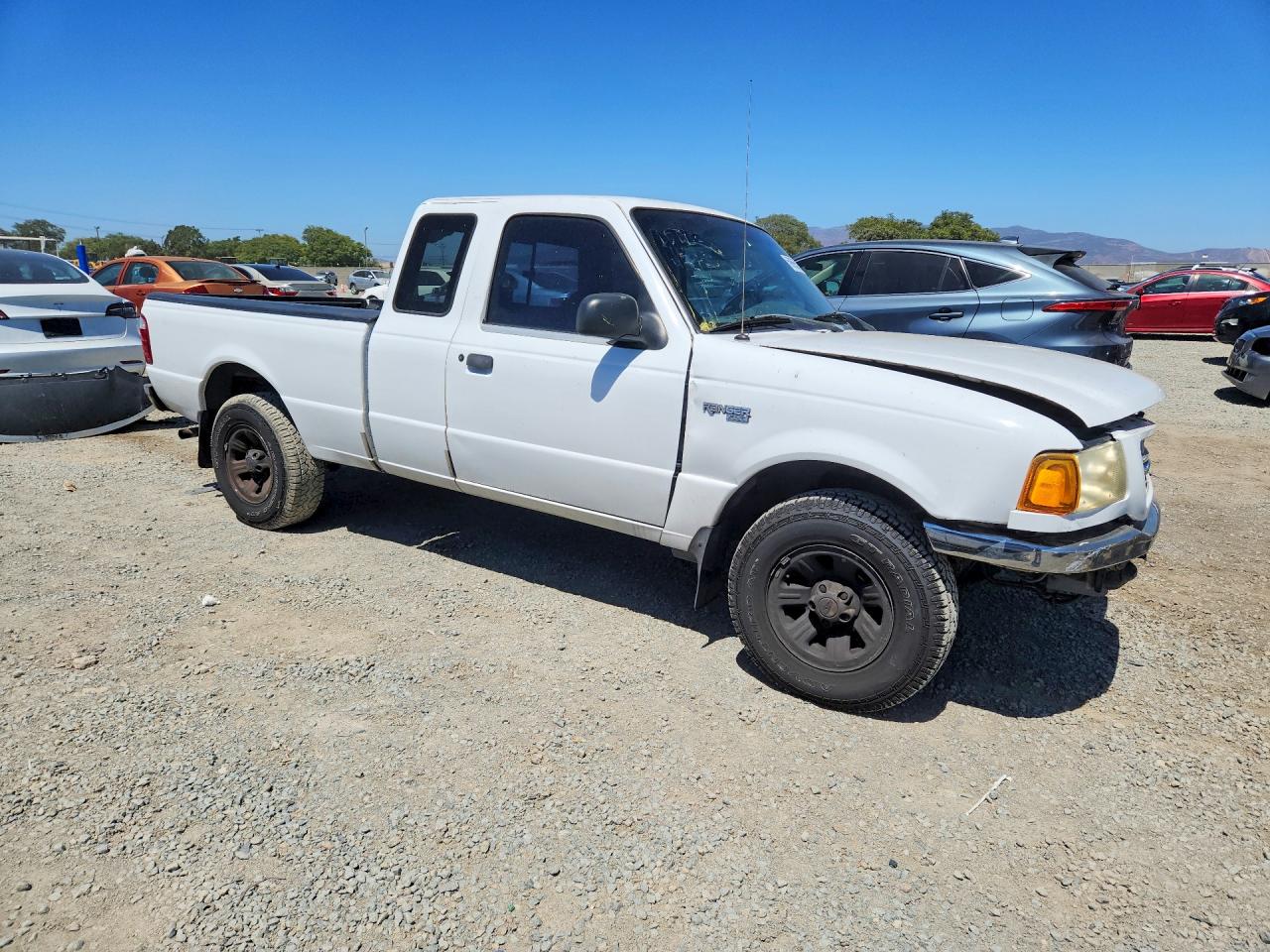 2002 Ford Ranger Super Cab White vin: 1FTYR14U12PA45650