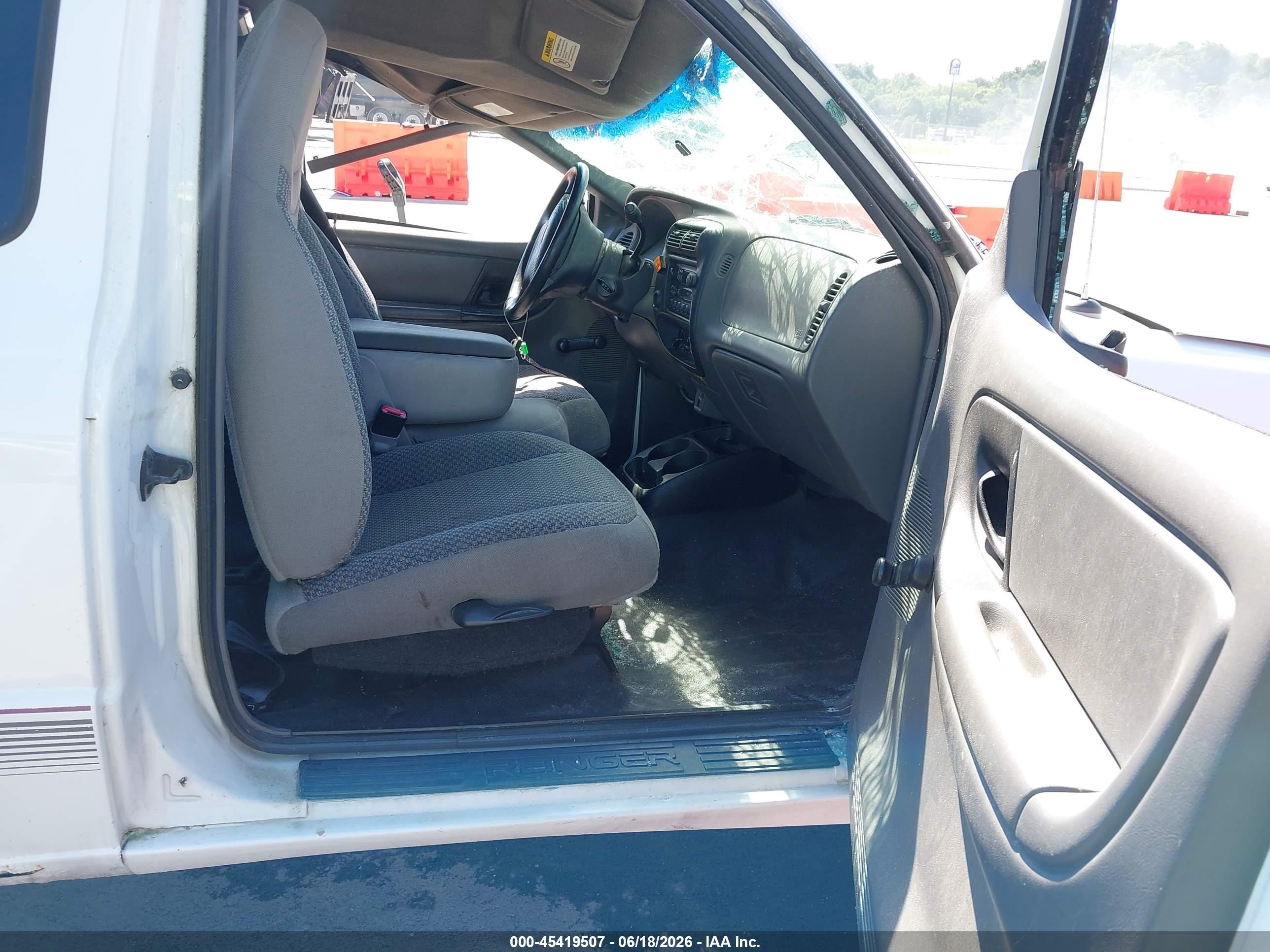 2002 Ford Ranger Edge/tremor/xl/xlt White vin: 1FTYR14U12TA59314
