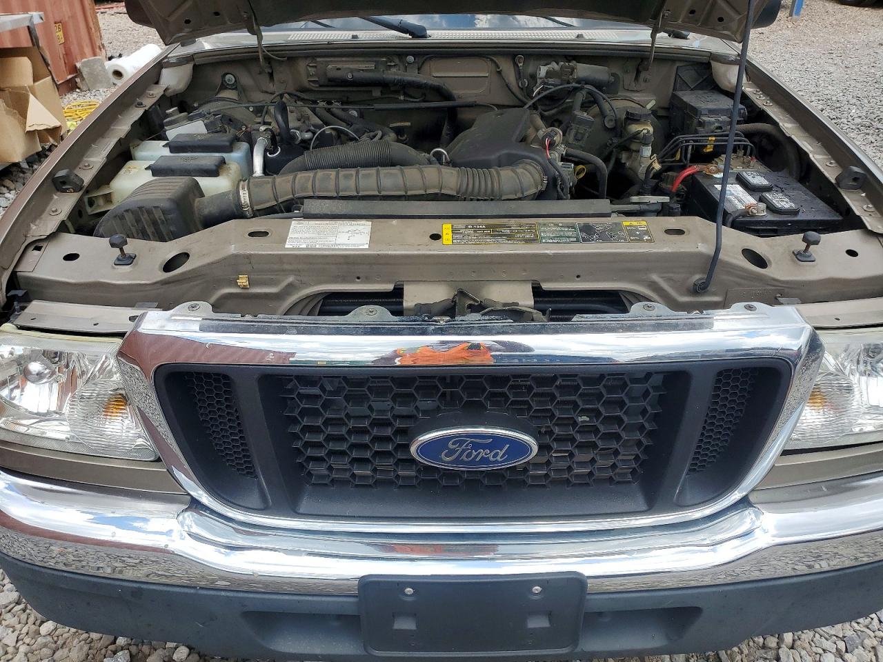 2005 Ford Ranger Super Cab Tan vin: 1FTYR14U15PB11568