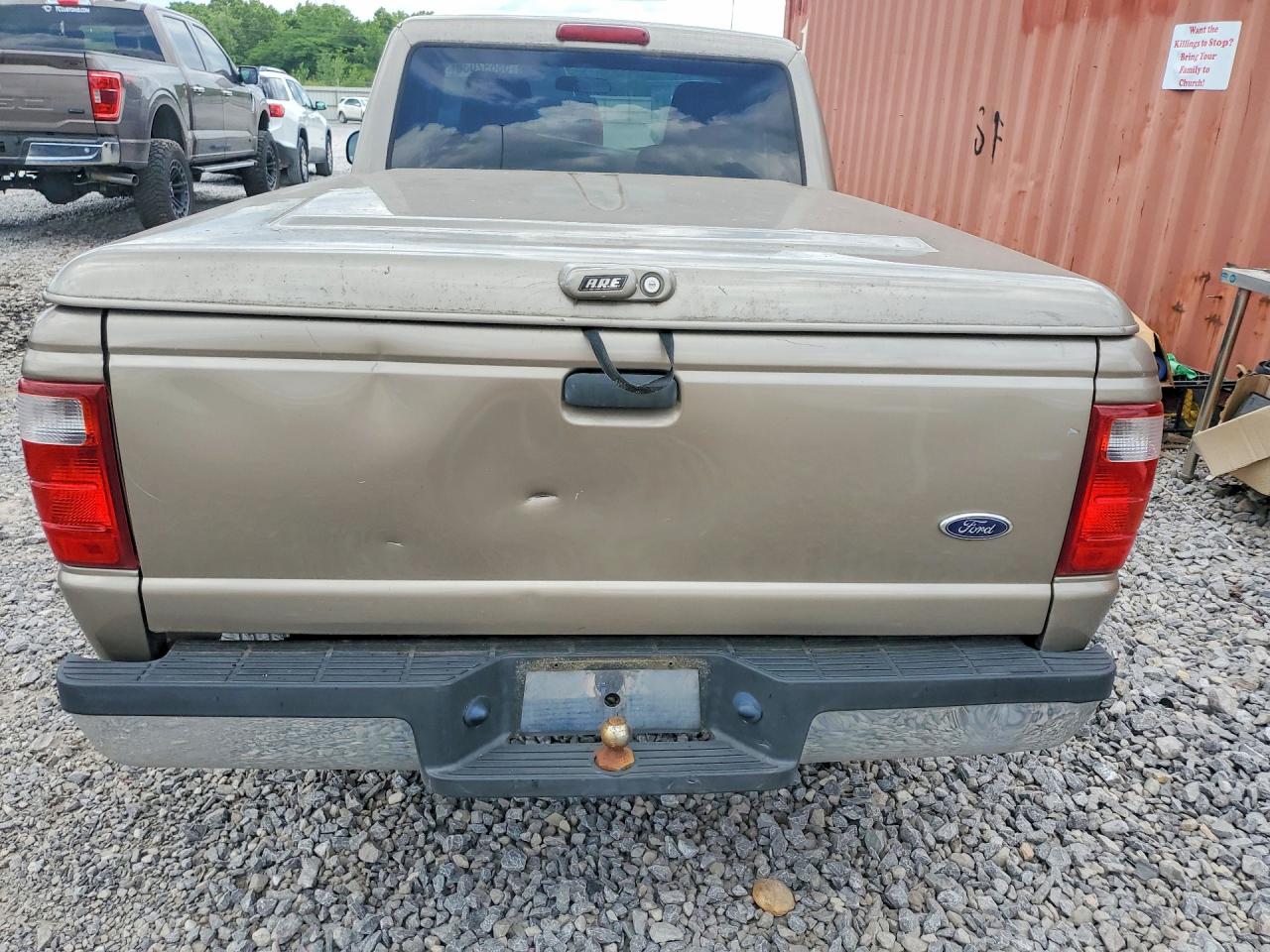 2005 Ford Ranger Super Cab Tan vin: 1FTYR14U15PB11568