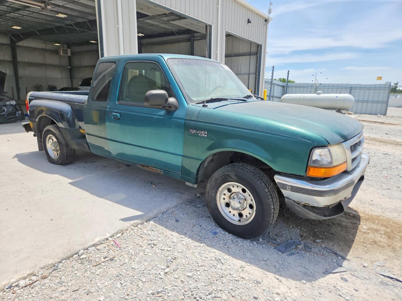 1998 Ford Ranger Super Cab Green vin: 1FTYR14U3WTA57456