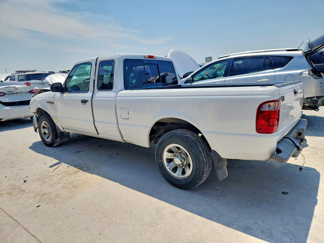 2002 Ford Ranger Super Cab White vin: 1FTYR14U42PA87293