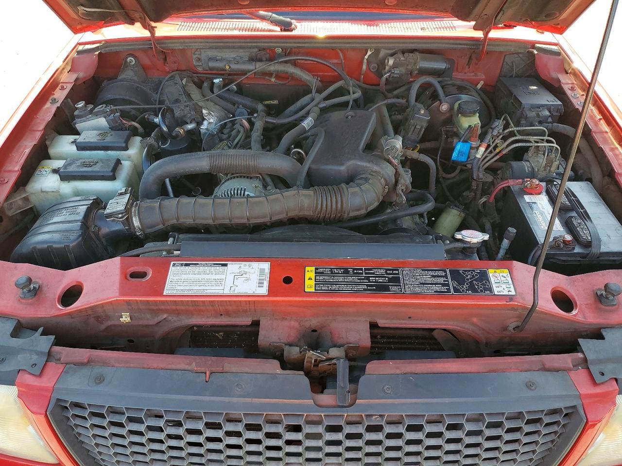 2002 Ford Ranger Super Cab Red vin: 1FTYR14U52PA81129