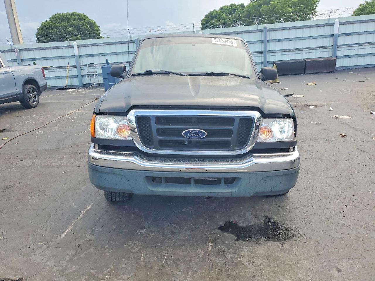 2005 Ford Ranger Super Cab Black vin: 1FTYR14U55PA82382