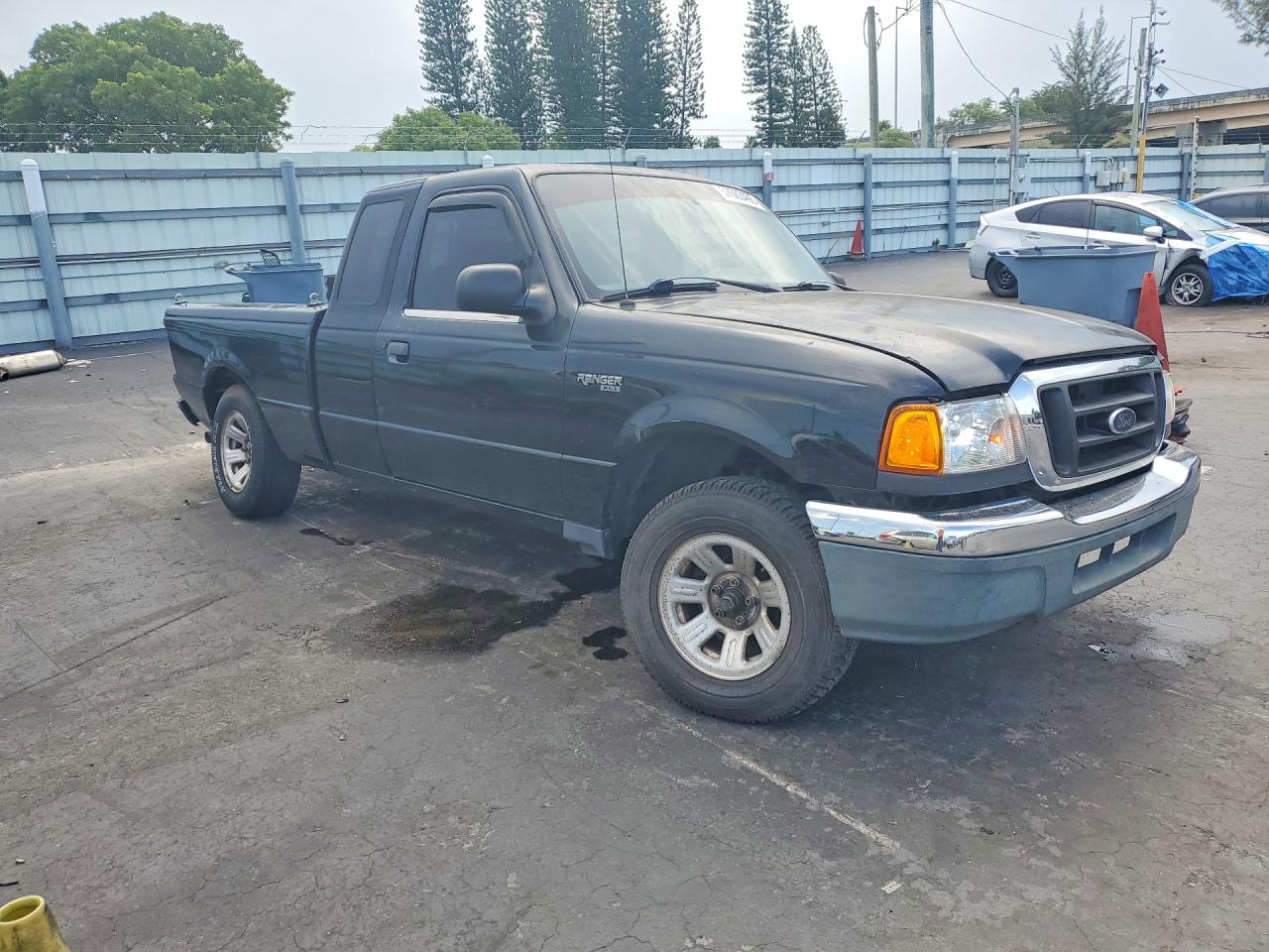 2005 Ford Ranger Super Cab Black vin: 1FTYR14U55PA82382