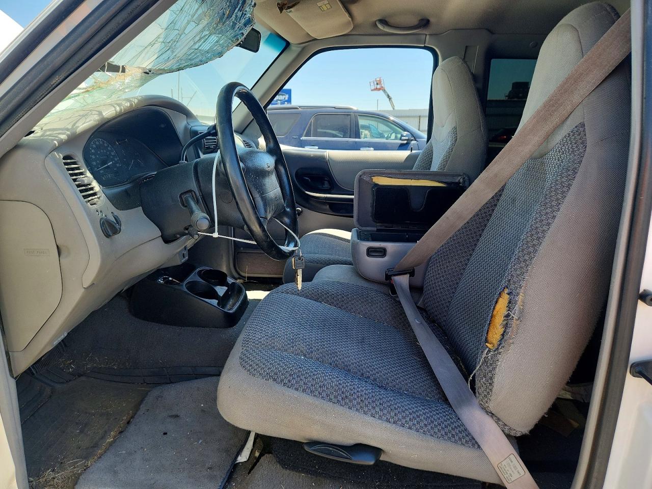 1998 Ford Ranger Super Cab White vin: 1FTYR14U5WPB51170