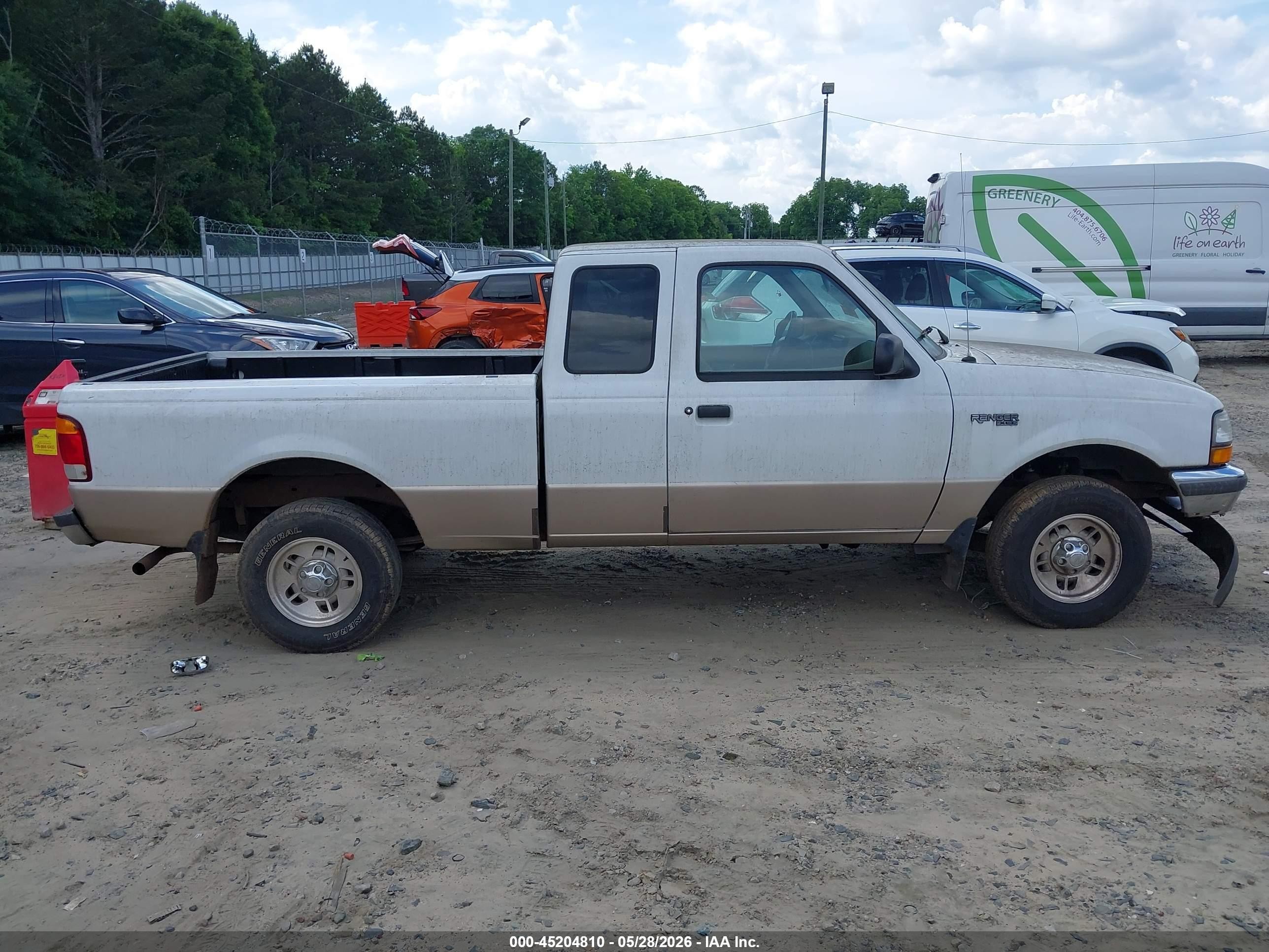 1998 Ford Ranger Splash/xl/xlt White vin: 1FTYR14U5WTA30081