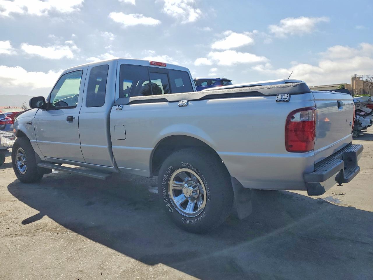 2001 Ford Ranger Super Cab Silver vin: 1FTYR14U61PA24856