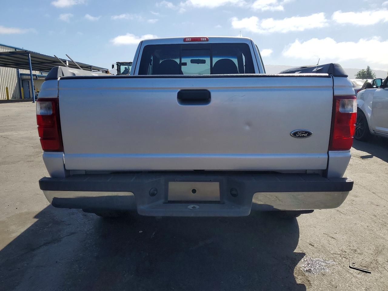 2001 Ford Ranger Super Cab Silver vin: 1FTYR14U61PA24856