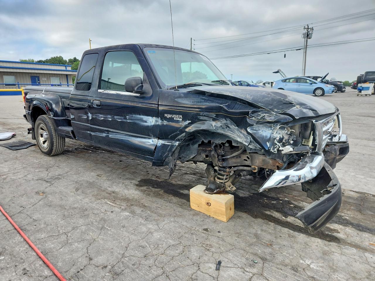 2001 Ford Ranger Super Cab Black vin: 1FTYR14U61PA94714