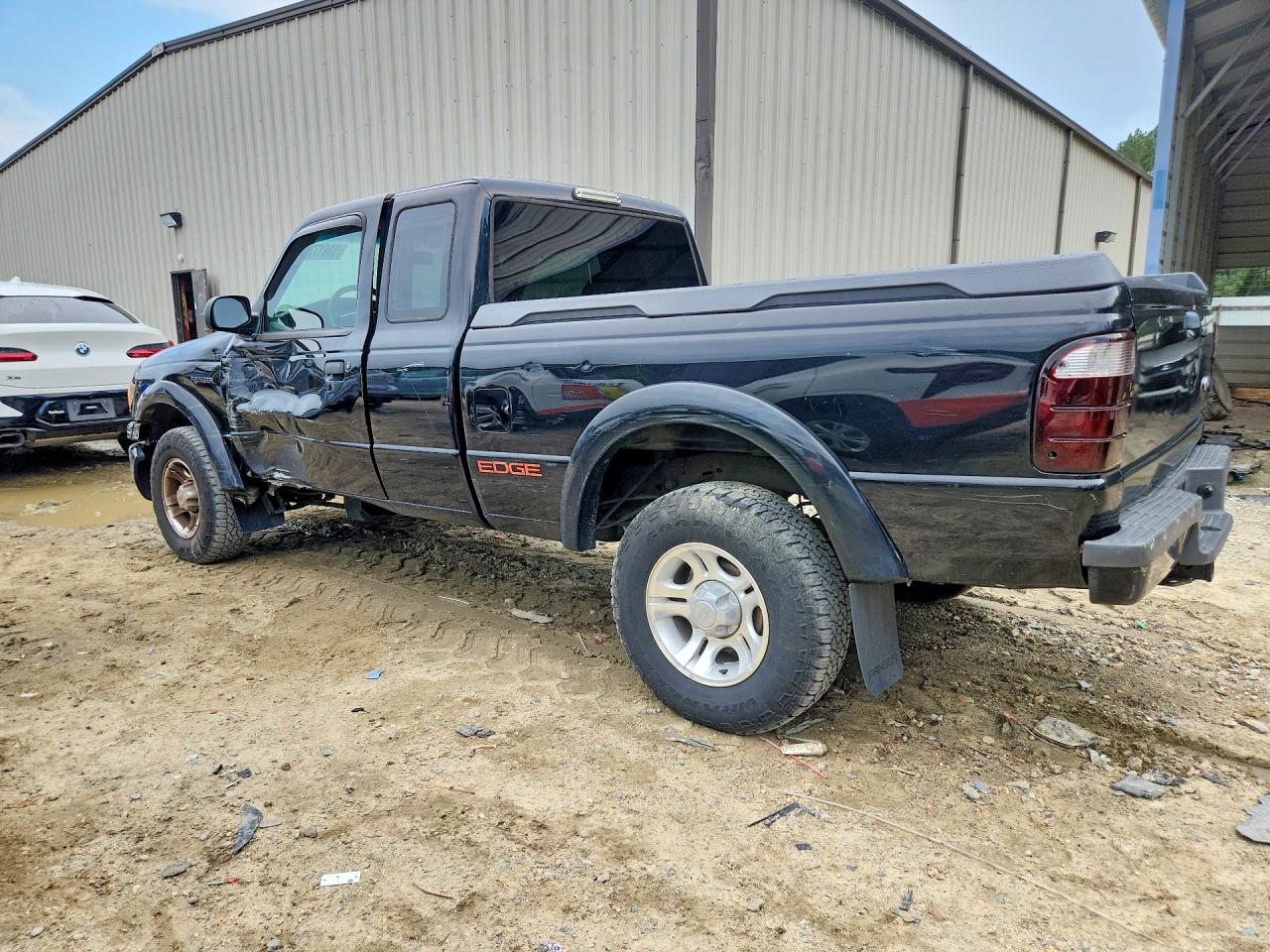 2001 Ford Ranger Super Cab Black vin: 1FTYR14U71TA40488