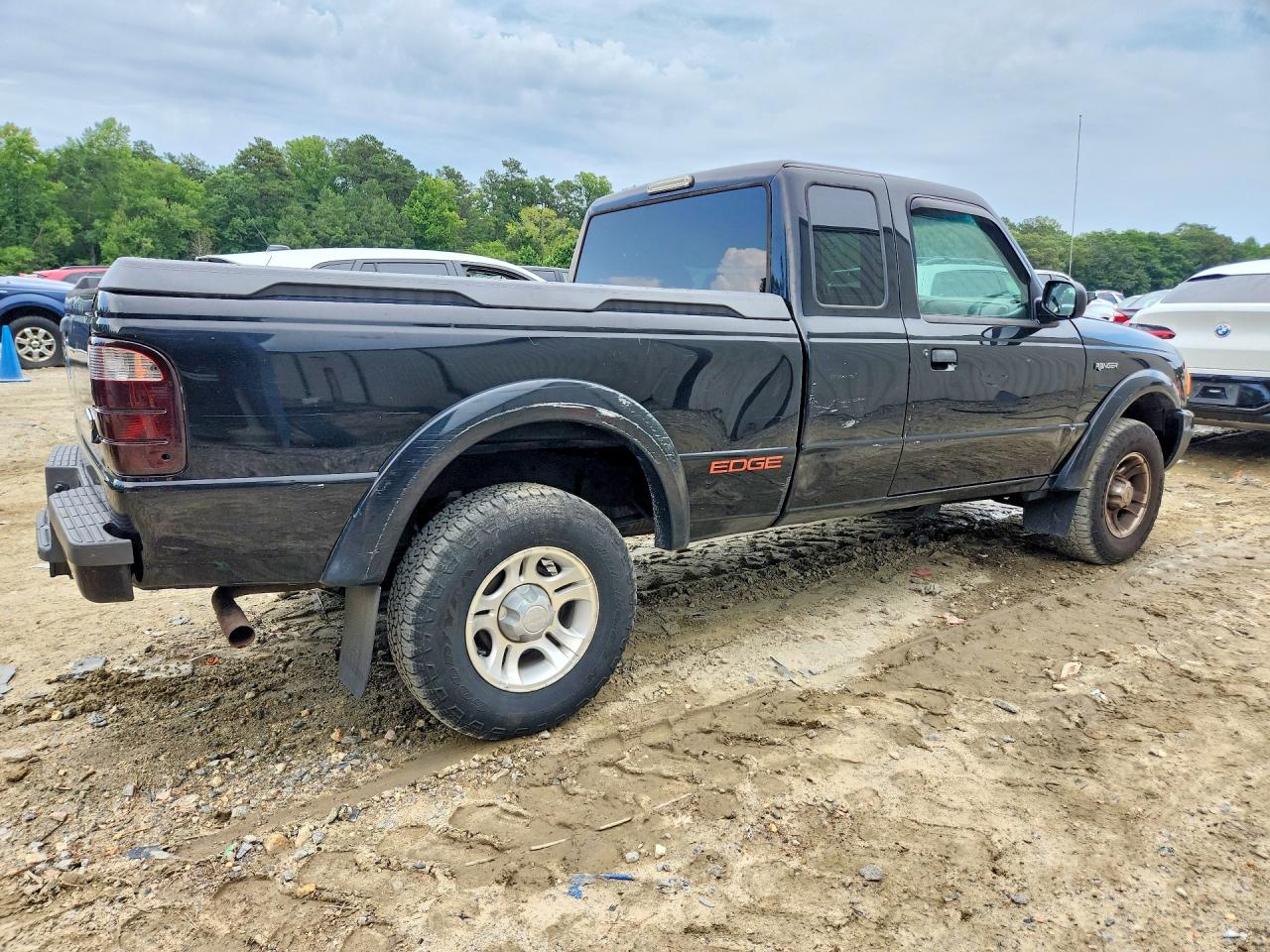 2001 Ford Ranger Super Cab Black vin: 1FTYR14U71TA40488