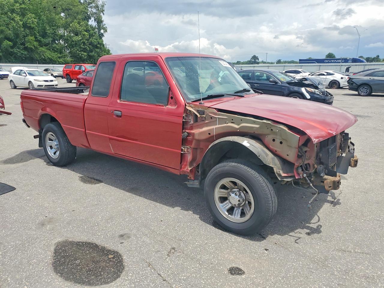 2002 Ford Ranger Super Cab Burgundy vin: 1FTYR14U72TA03975