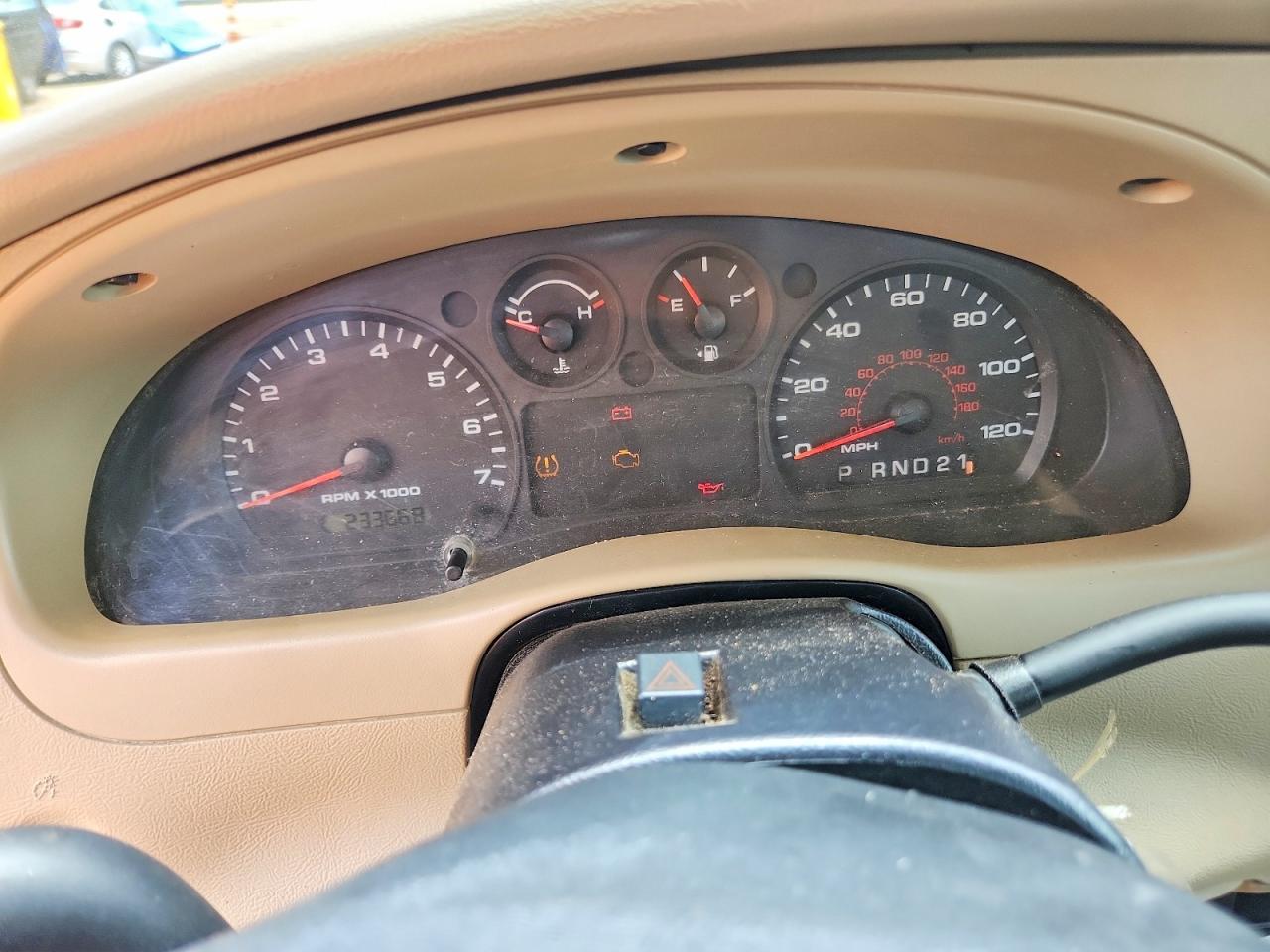 2008 Ford Ranger Super Cab Gold vin: 1FTYR14U78PA51994