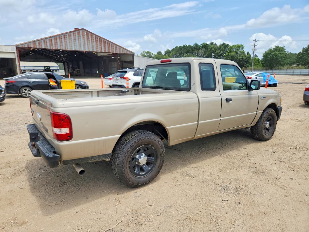 2008 Ford Ranger Super Cab Gold vin: 1FTYR14U78PA51994