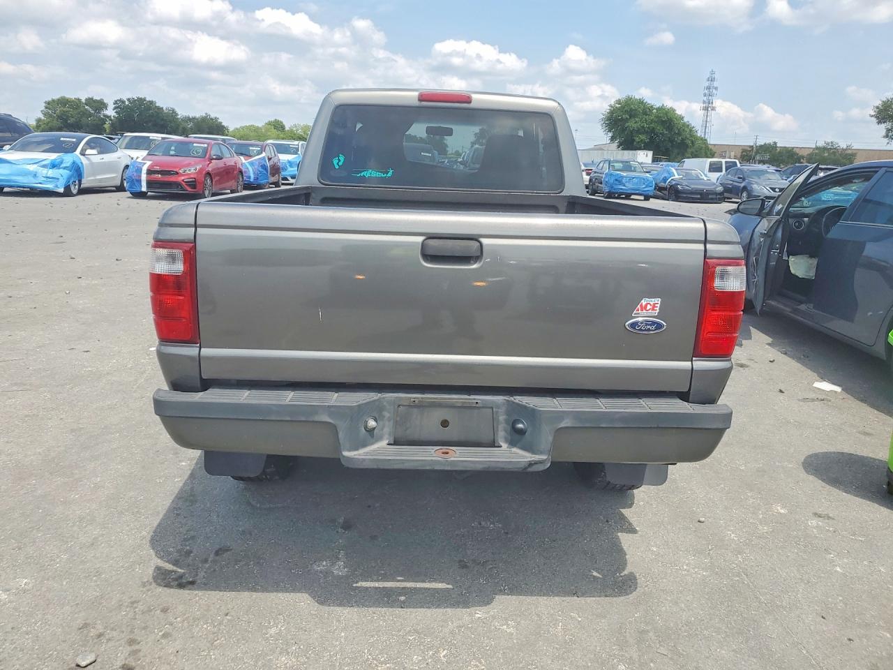 2004 Ford Ranger Super Cab Gray vin: 1FTYR14U84PB30195